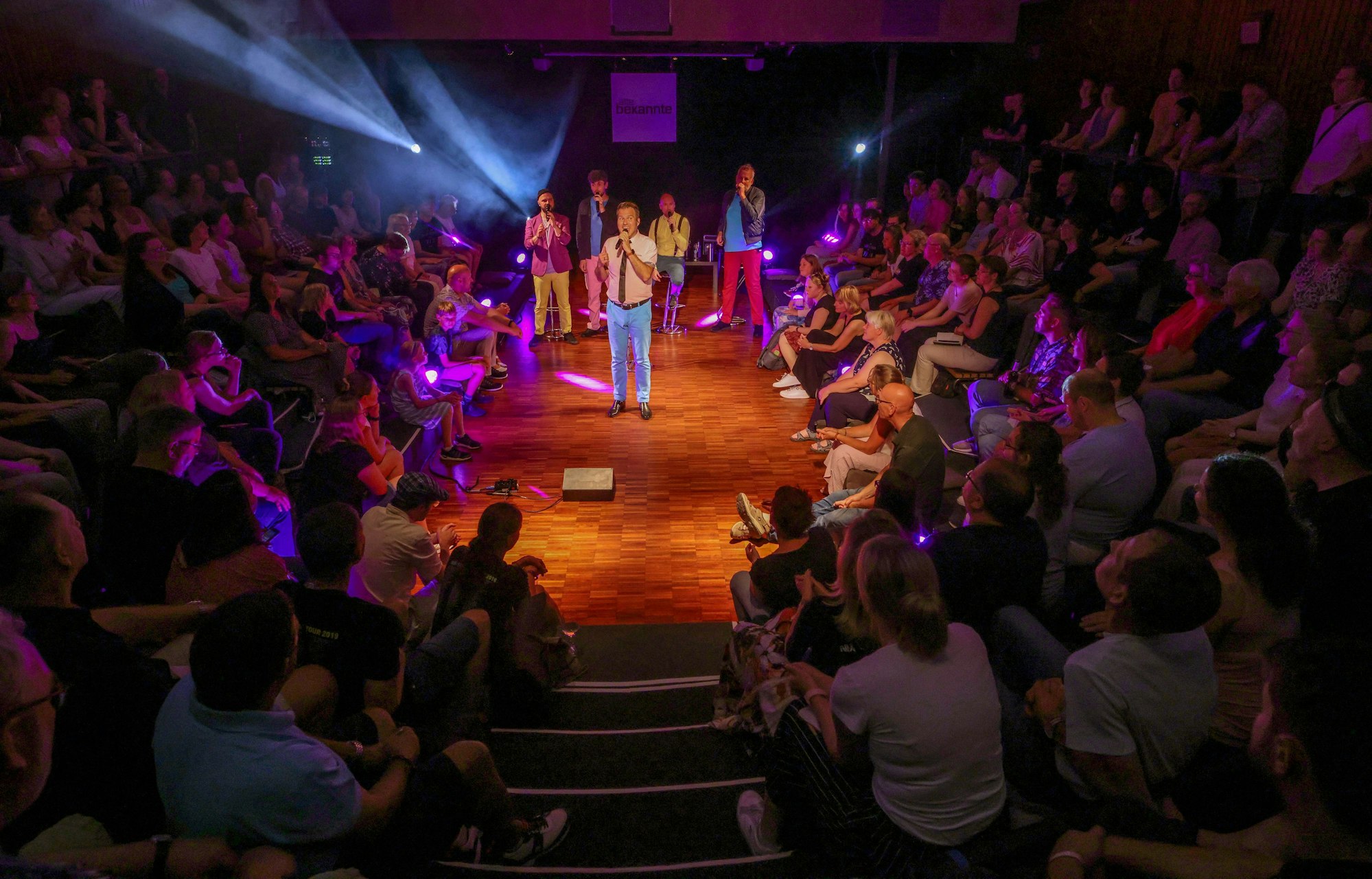 11.08.2023, Köln: Record Release Konzert der Kölner A-Capella-Gruppe Alte Bekannte im Alten Pfandhaus in Köln. Foto: Thilo Schmülgen