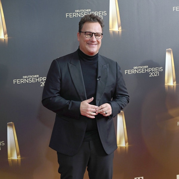 ARCHIV - 16.09.2021, Nordrhein-Westfalen, Köln: Modedesigner Guido Maria Kretschmer kommt zur Verleihung des Deutschen Fernsehpreises 2021.