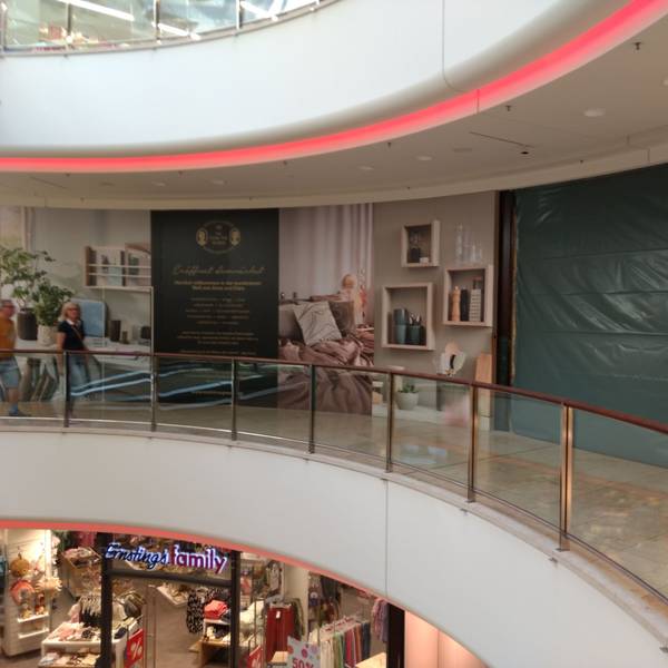 Ein leerstehendes Ladenlokal in der Rathaus-Galerie, Wiesdorf