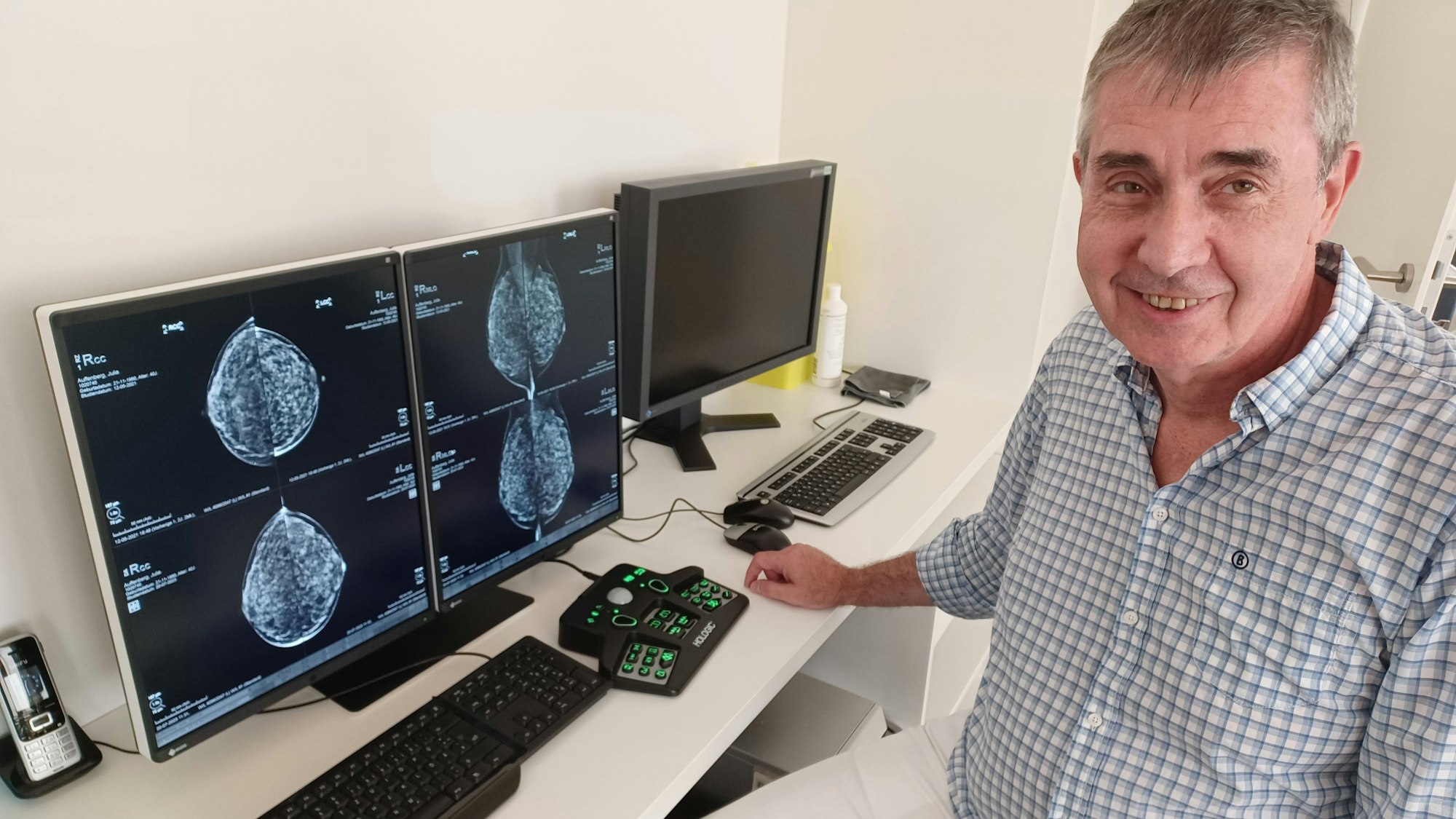 Joachim Ripplinger vom Brustdiagnostischen Zentrum Mamonova in Köln-Deutz