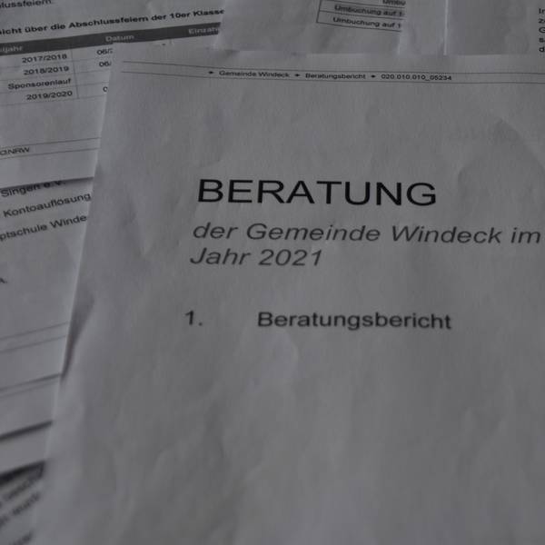 Das Deckblatt eines Prüfberichts.