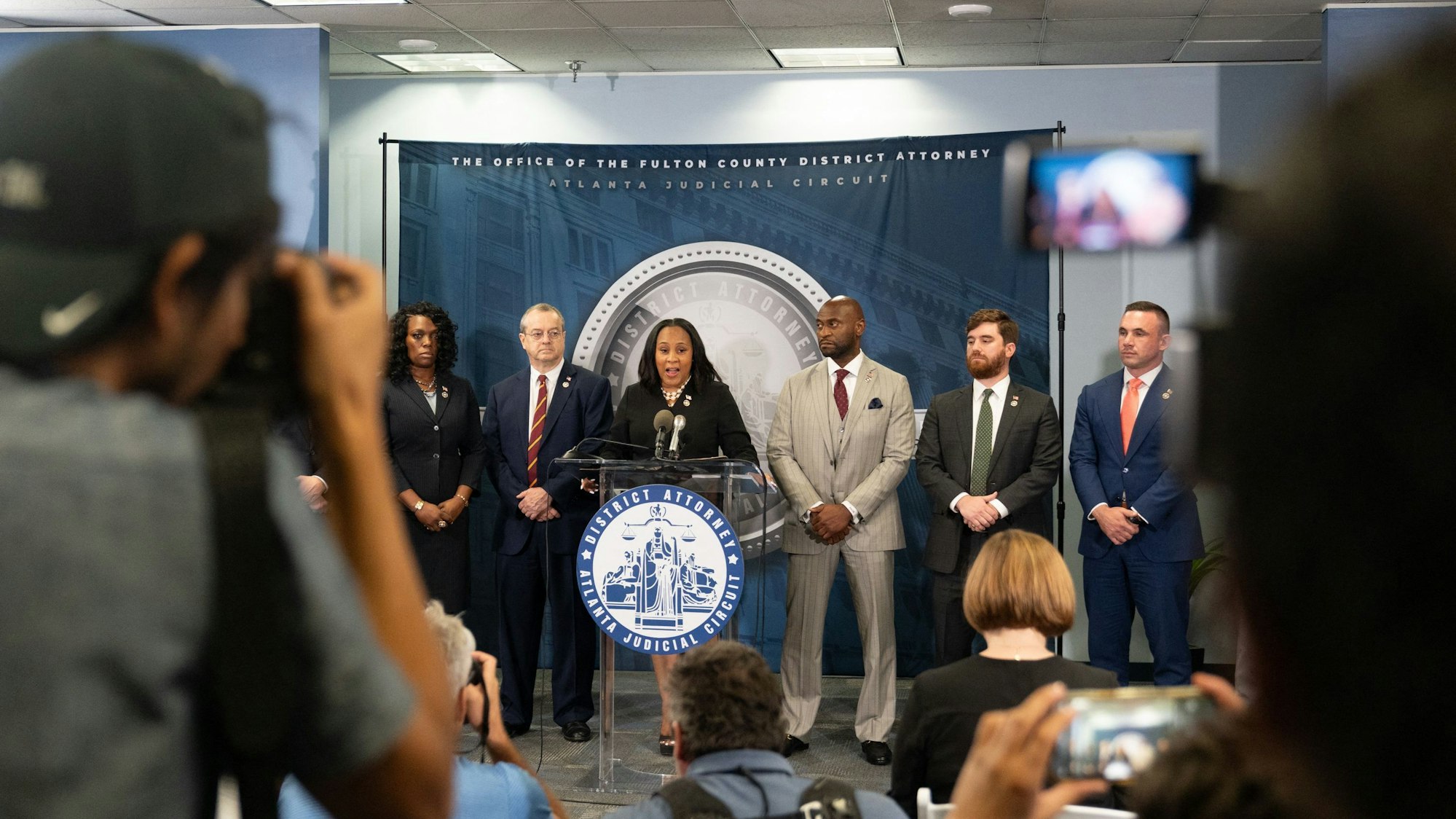 ATLANTA, GEORGIA - AUGUST 14: Fulton County District Attorney Fani Willis speaks at a news conference at the Fulton County Government building on August 14, 2023 in Atlanta, Georgia. A grand jury today handed up an indictment naming former President Donald Trump and his Republican allies over an alleged attempt to overturn the 2020 election results in the state. Megan Varner/Getty Images/AFP (Photo by Megan Varner / GETTY IMAGES NORTH AMERICA / Getty Images via AFP)