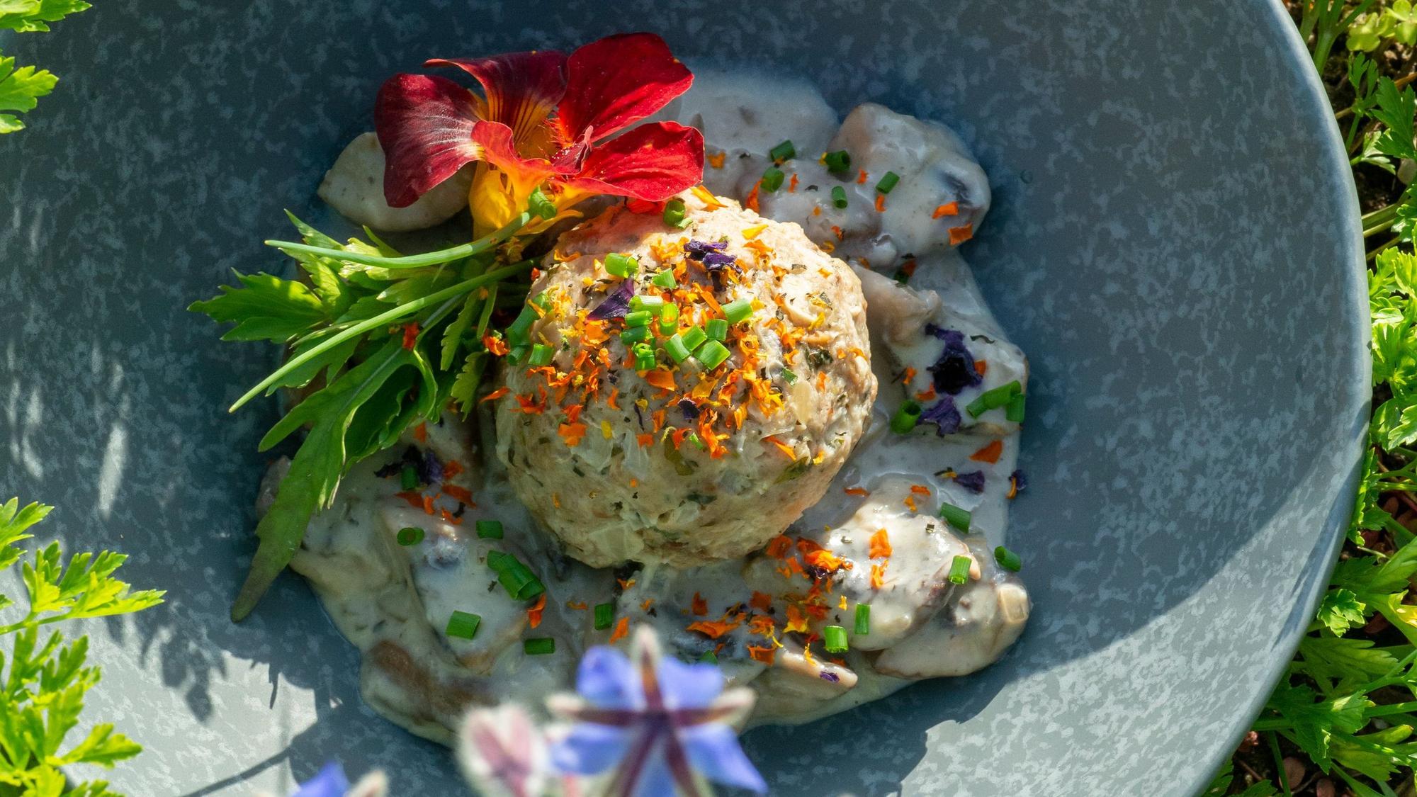 Die veganen Knödel aus dem Kochbuch: Südtirol vegan - eine neue Alpenküche