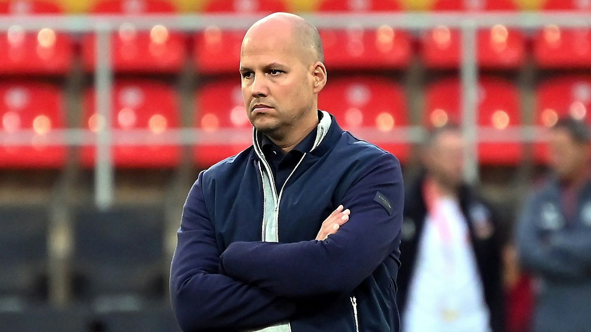 23.09.2022, Fussball-Frauen-Bayer Leverkusen - FC Köln
TR: Robert de Pauwe (Bayer)
Foto: Uli Herhaus