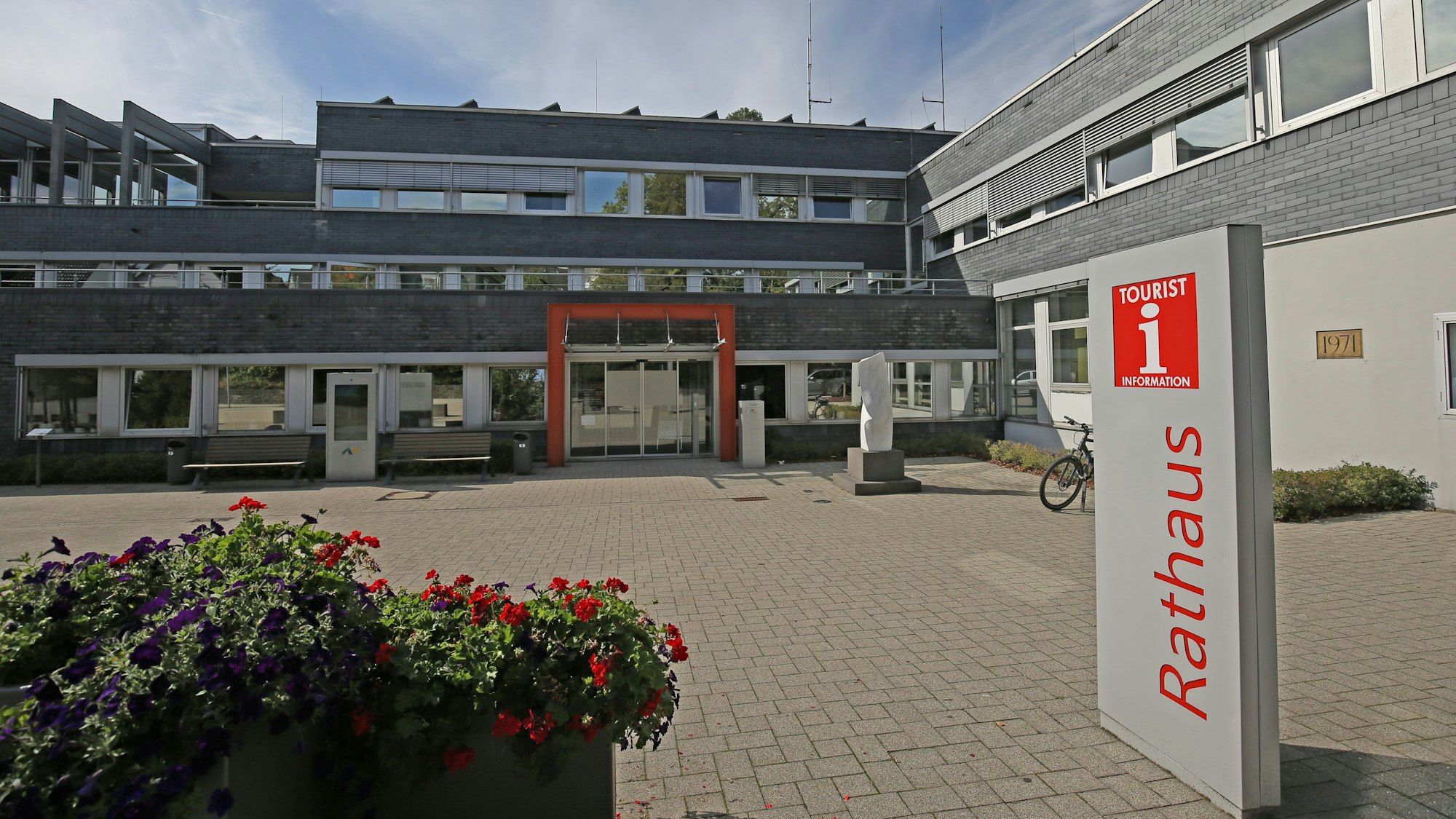 Blick auf das Rathaus in Nümbrecht.