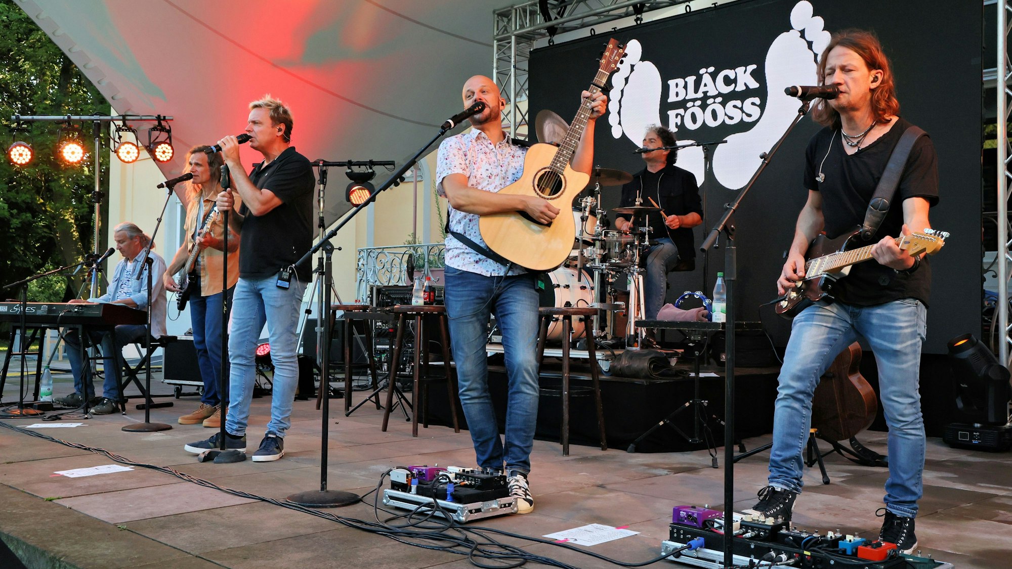 Die Bläck Fööss spielten beim „The Park“-Festival im Schlosspark Morsbroich.