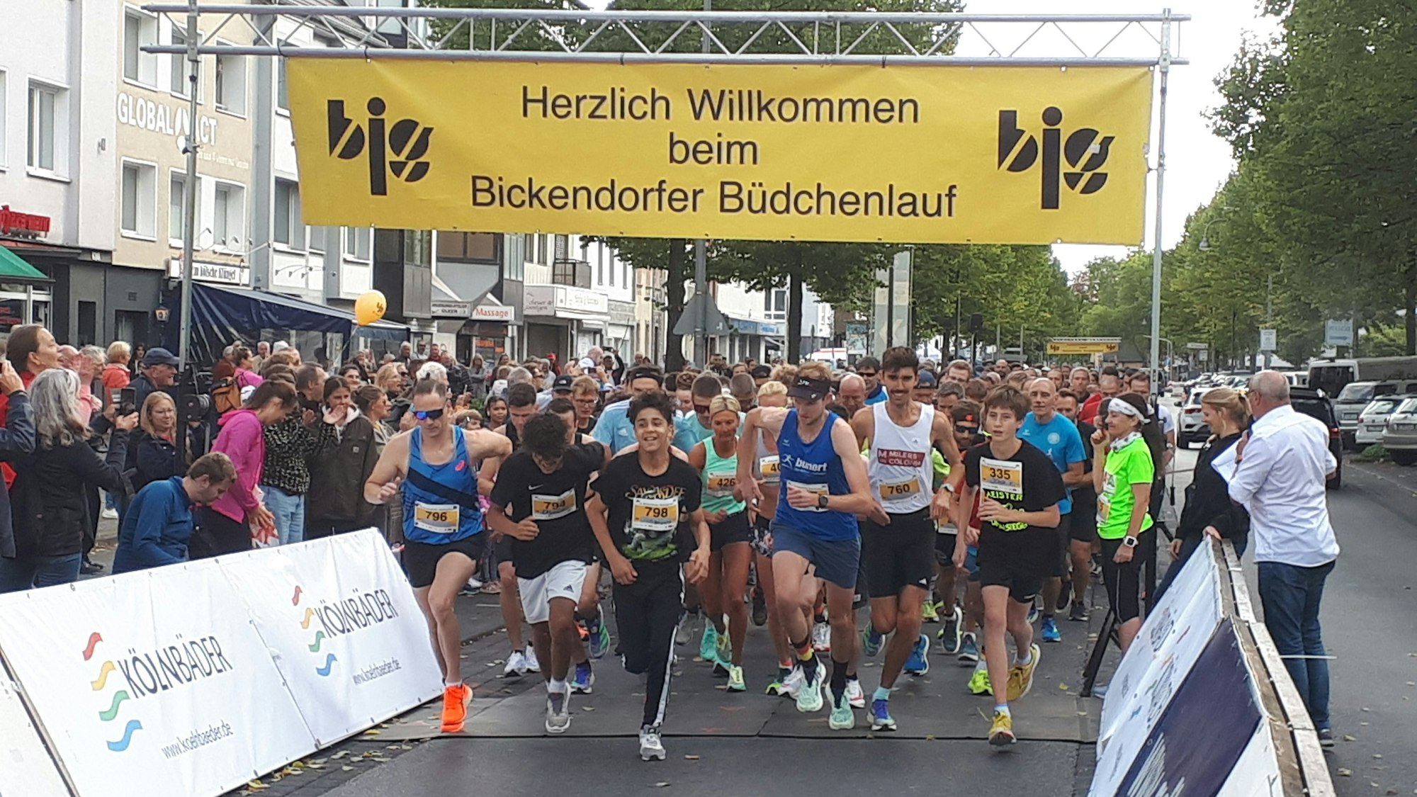 Start des Bickendorfer Büdchenlaufs 2022 (Archivbild)