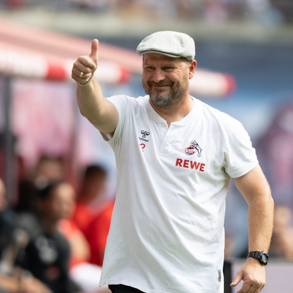 Köln-Trainer Steffen Baumgart an der Seitenlinie.
