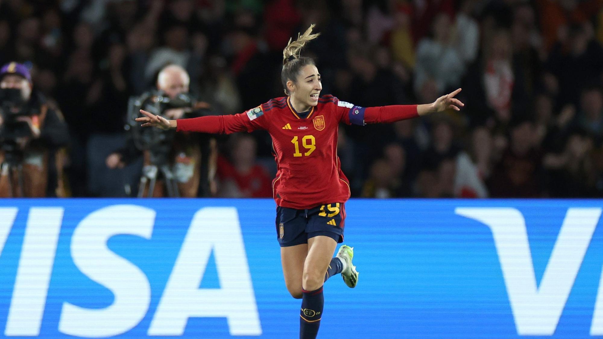 Olga Carmona von Spanien jubelt nach ihrem Führungstreffer zum 1:0.