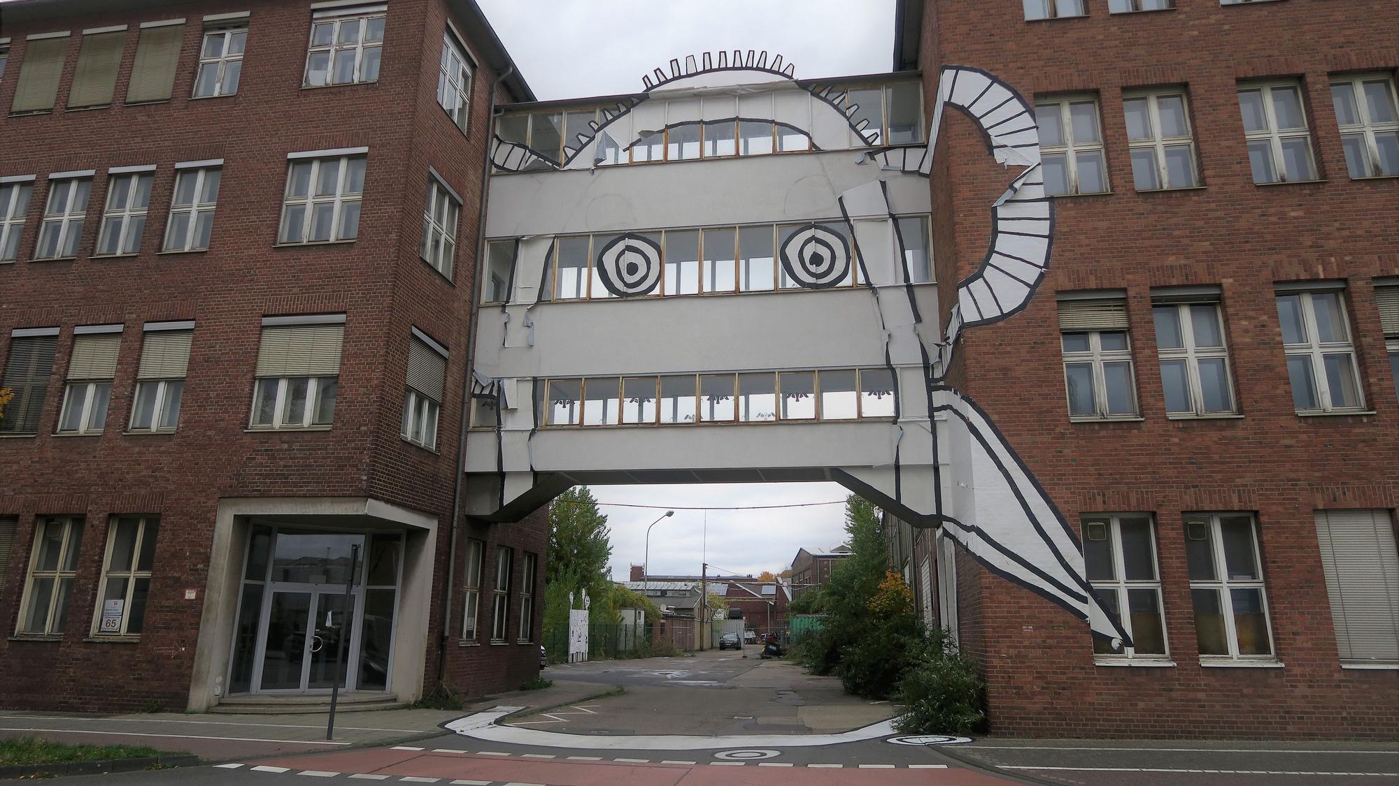 15.5.2023, Kalk: Eingang zum Osthof an der Dillenburger Straße. Foto: Hermans