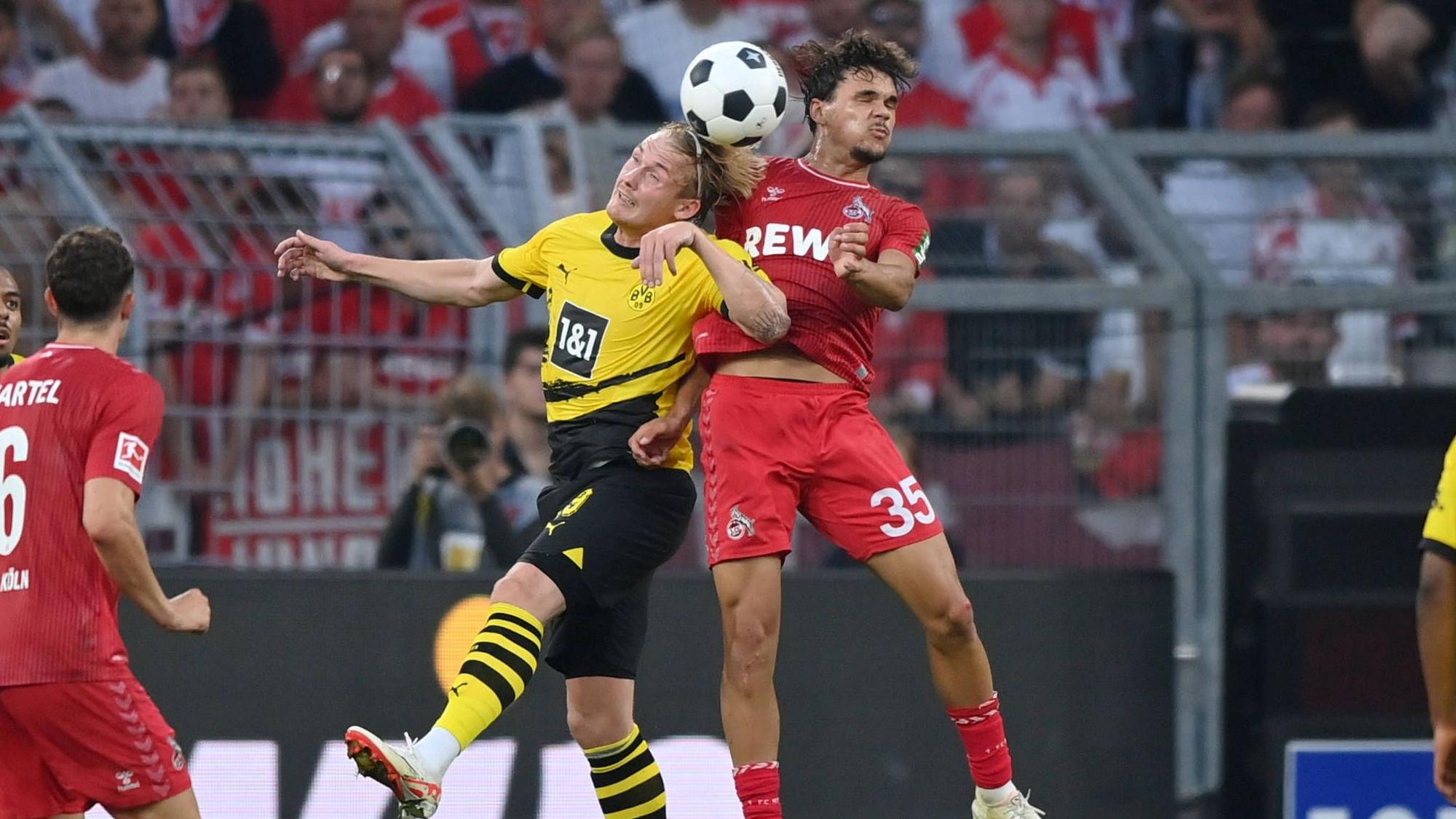 Julian Brandt Borussia Dortmund, Max Finkgräfe 1.FC Koeln 19.08.2023, Fussball GER, Saison 2023/2024, 1. Bundesliga, 1. Spieltag, Borussia Dortmund - 1. FC Köln 1:0 Dortmund Signal Iduna Park Nordrhein Westfalen Deutschland *** Julian Brandt Borussia Dortmund , Max Finkgräfe 1 FC Koeln 19 08 2023, Football GER, Season 2023 2024, 1 Bundesliga, 1 Matchday, Borussia Dortmund 1 FC Köln 1 0 Dortmund Signal Iduna Park Nordrhein Westfalen Germany Team2