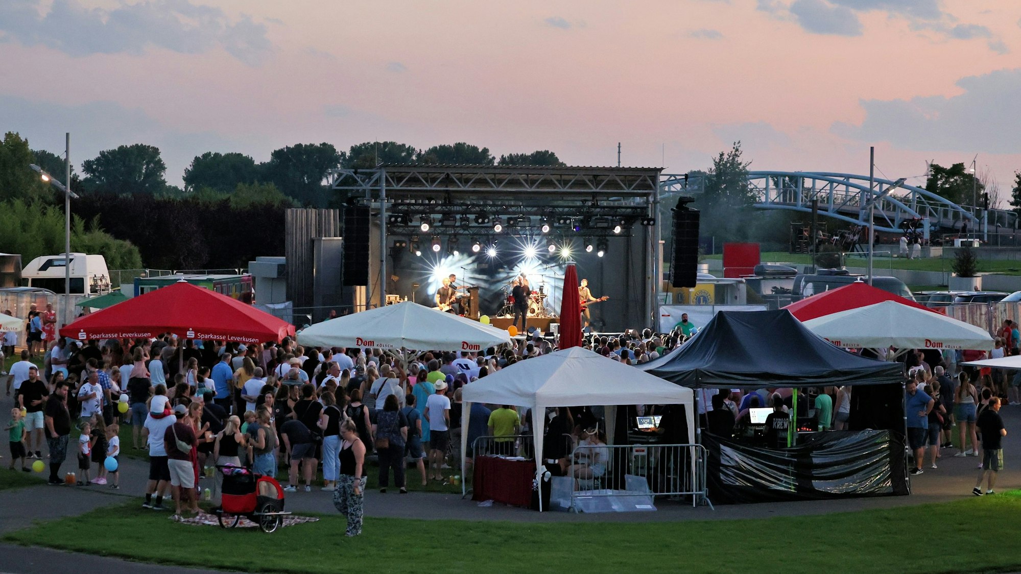 Leverkusen Kasalla im Neulandpark
Foto: Michael Wand