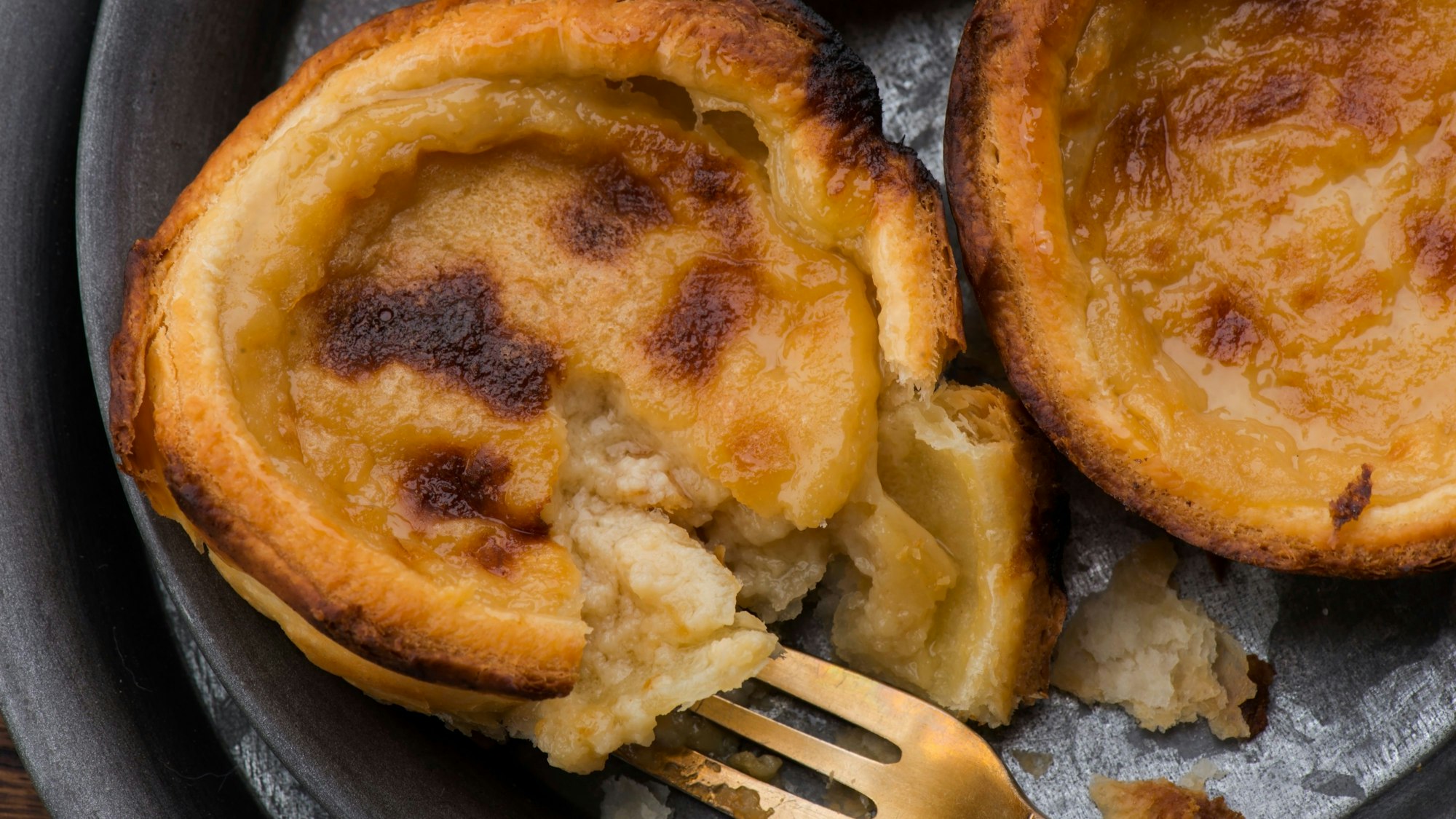 Typisches portugiesisches Dessert Pastel de nata