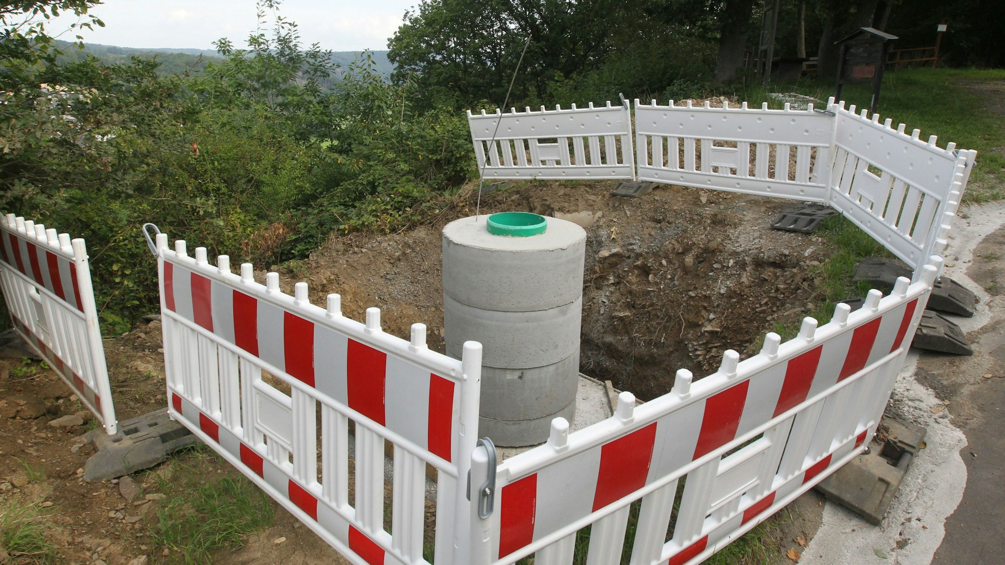 Die Baumaßnahmen für den Mast haben bereits begonnen.
