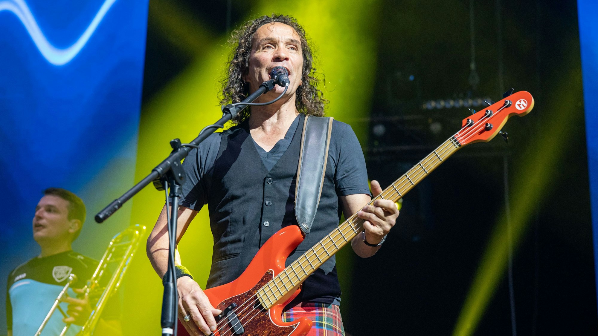 Stephan Brings auf der Bühne.