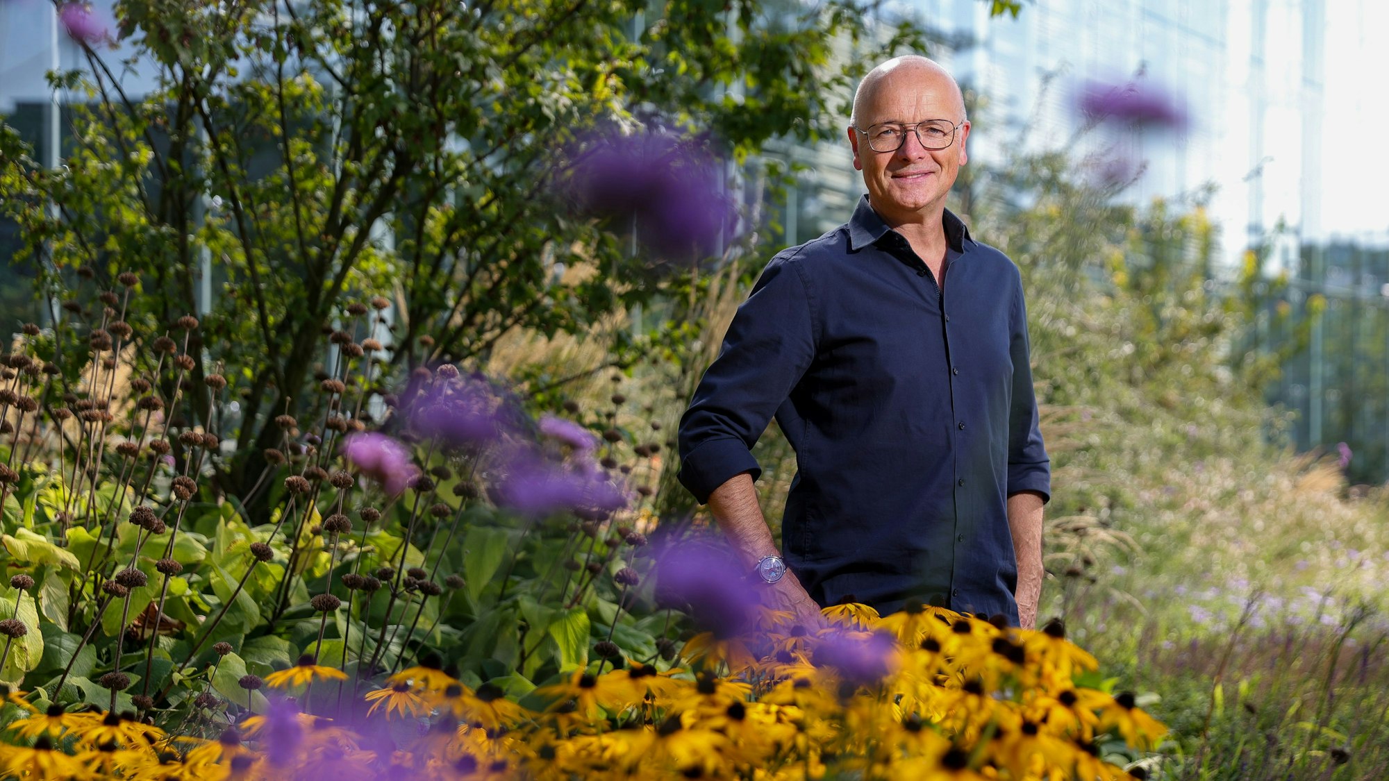 21.08.2023, Köln: Porträt von Karsten Schwanke, der ein deutscher Meteorologe und Fernsehmoderator ist.
Foto: Michael Bause