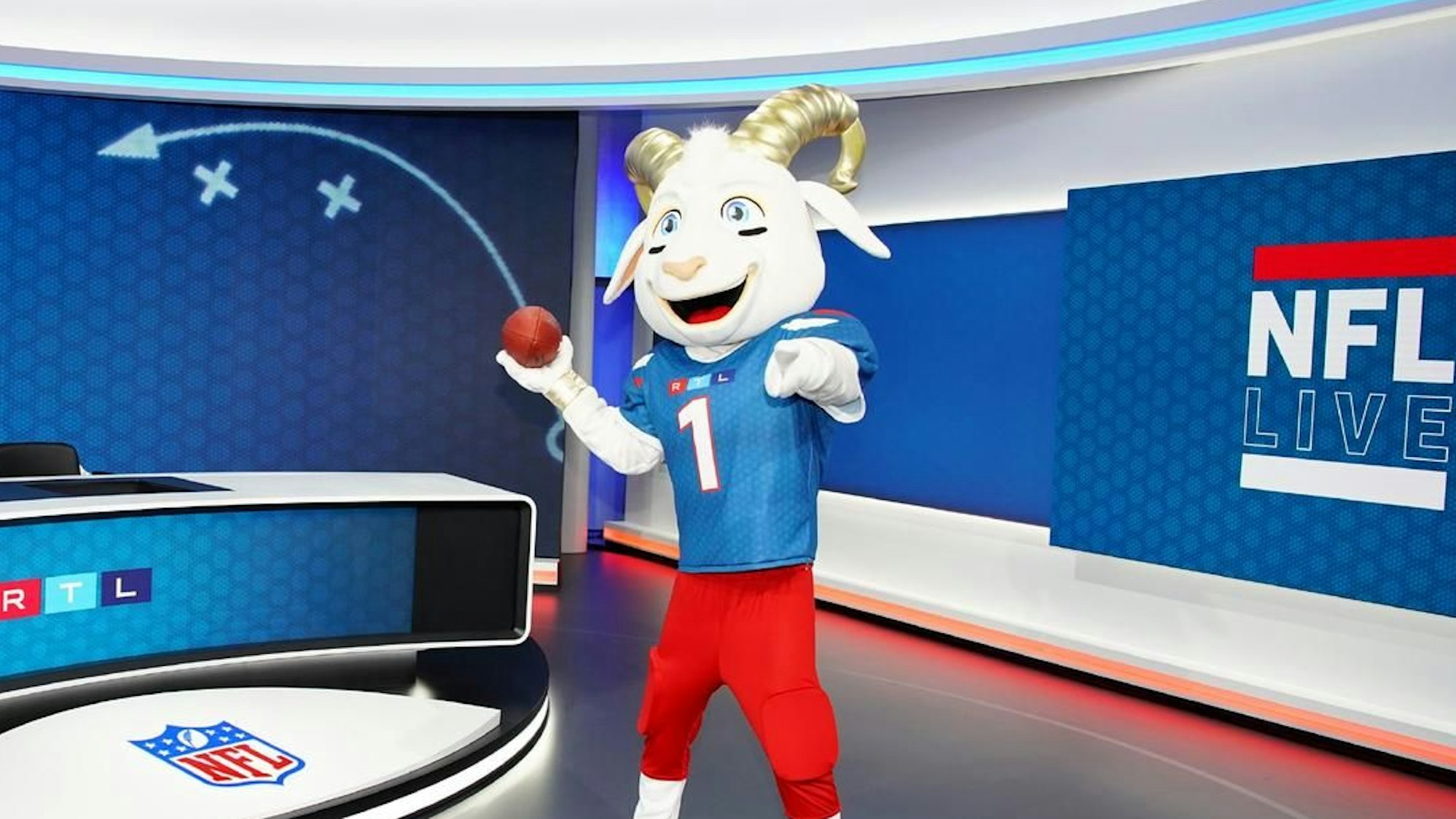 Touchdown Tommy im NFL-Studio von RTL