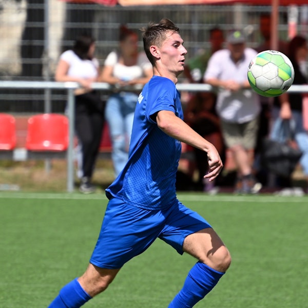 21.08.2022, Fussball-Alkenrath-Bergfried Leverkusen
Jan Fromke (Bergfied)
Foto: Uli Herhaus