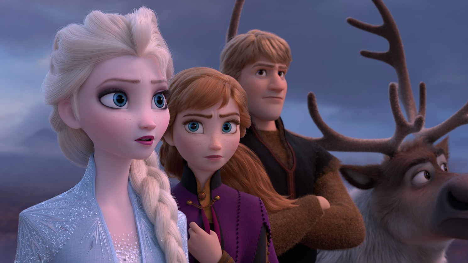 HANDOUT - 28.05.2019, ---: Königin Elsa (v.l.n.r.), Anna, Kristoff und Rentier Sven in einer Szene des Films "Die Eiskönigin 2" (undatierte Filmszene). Der Film kommt am 20.11.2019 in die deutschen Kinos. (zu dpa-Kinostarts vom 14.11.2019) Foto: -/Disney/dpa - ACHTUNG: Nur zur redaktionellen Verwendung bis zum 19.03.2020 im Zusammenhang mit einer Berichterstattung über den Film und nur mit vollständiger Nennung des vorstehenden Credits +++ dpa-Bildfunk +++