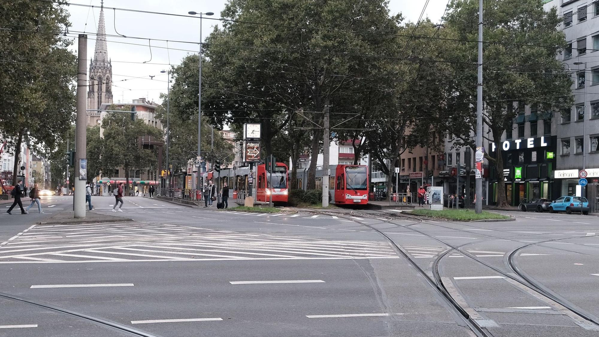 Der Kölner Barbarossaplatz gilt für viele als der hässlichste Platz Kölns.
