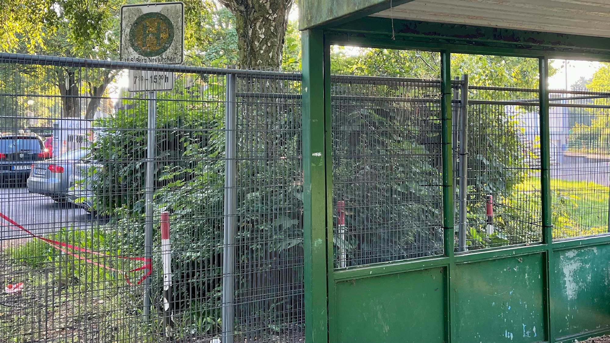 Ehemalige Schulbushaltestelle Grundschule Bergisch Neukirchen