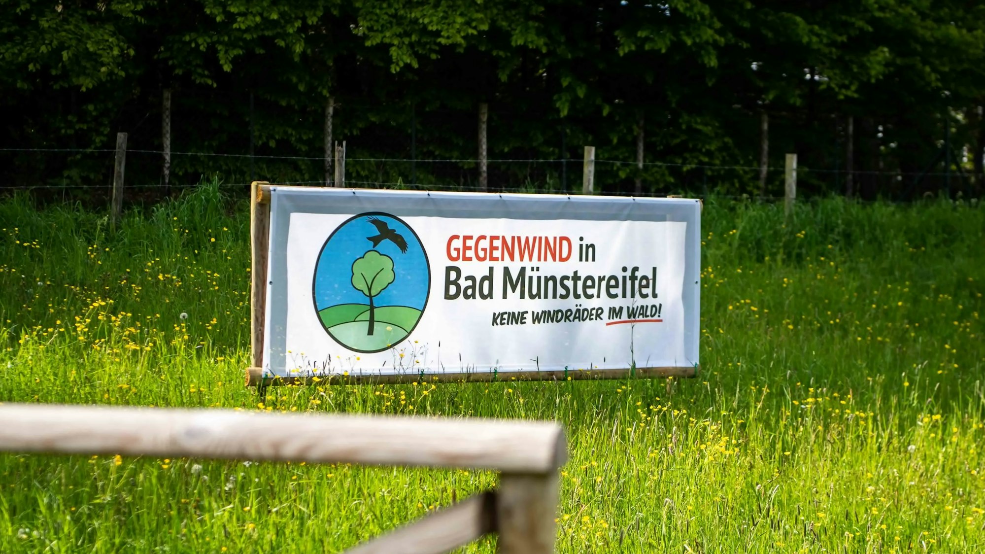 Plakat gegen Windenergie in Bad Münstereifel.