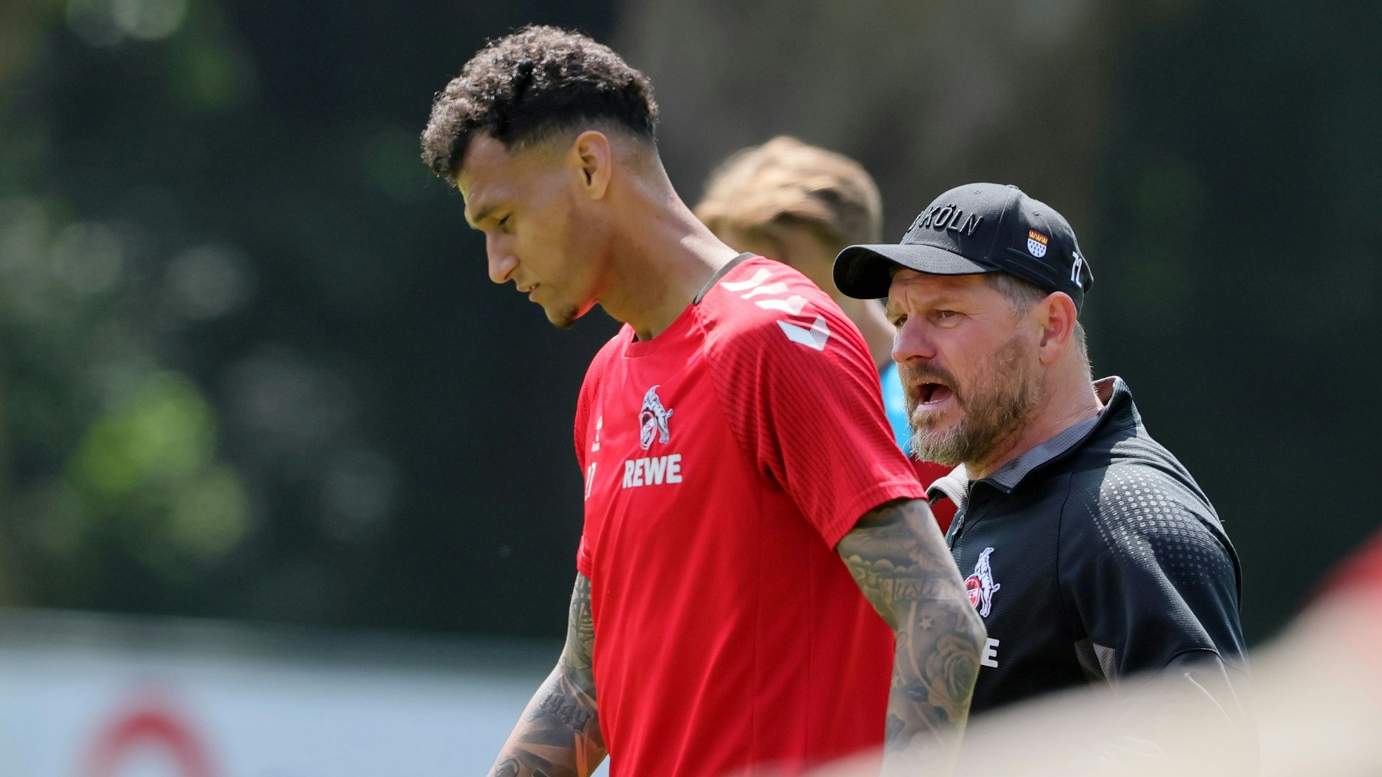 1. FC Köln, Training, von links: Davie Selke, Steffen Baumgart (1. FC Köln). 26.05.2023, Bild: Herbert Bucco
