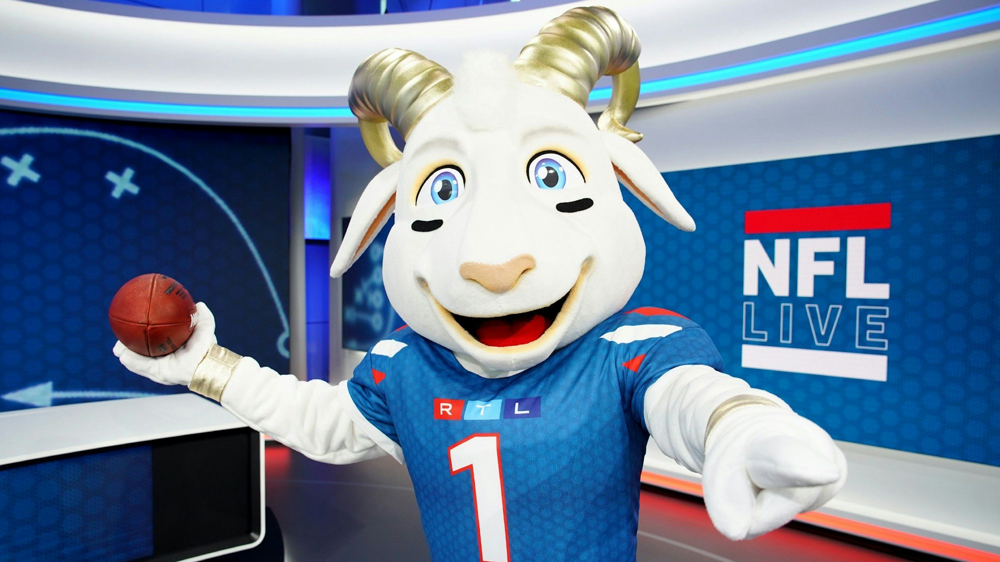 Der Geißbock Touchdown Tommy soll für RTL durch die NFL Saison begleiten.