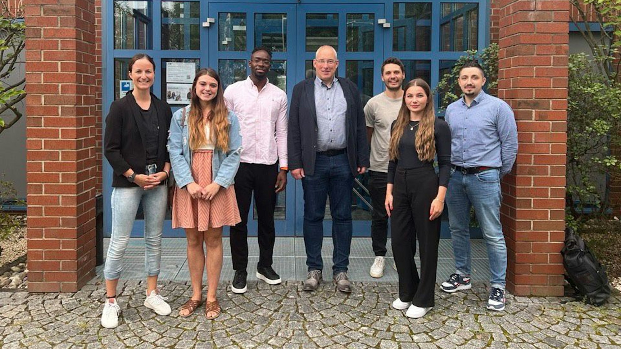 Mitwirkende der Initative „AusbildungsbotschafterInnen“ von links: Christina Sampl, Melanie Berlau, Brandon Ige, Thorsten Wolff, Arne Vignold, Johanna Merten, Daniel Lehmann.