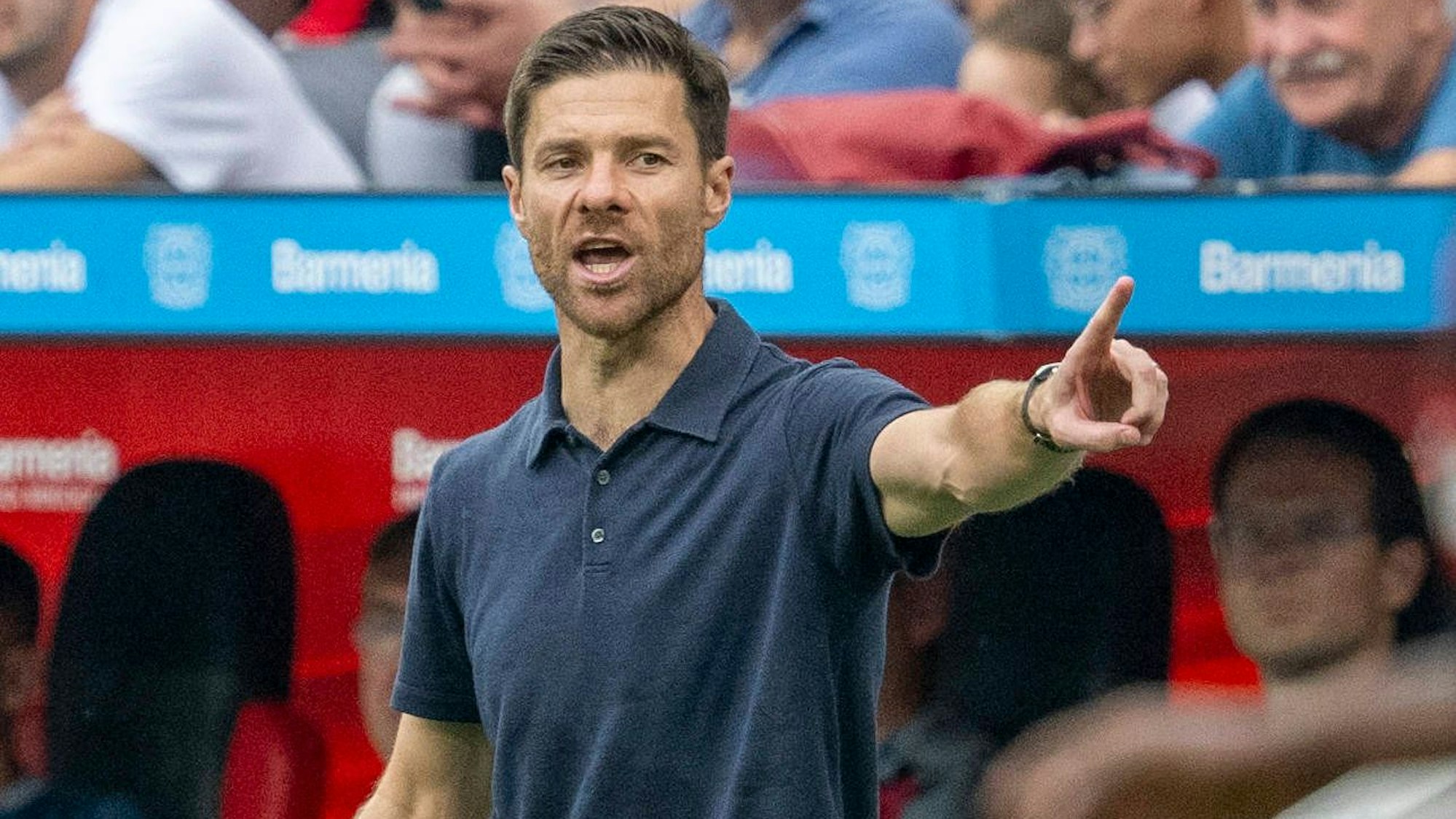 Erfolgreich und schnell im Herzen der Fußball-Fans: Bayer 04 Leverkusens Trainer Xabi Alonso