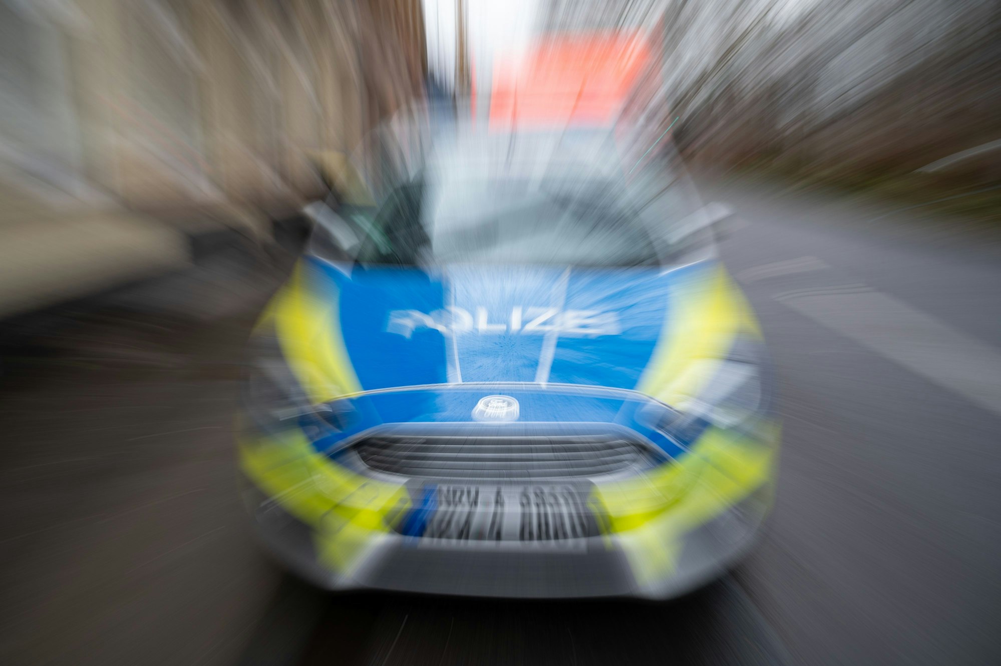 Einsatzfahrzeug der Polizei (Symbolbild)