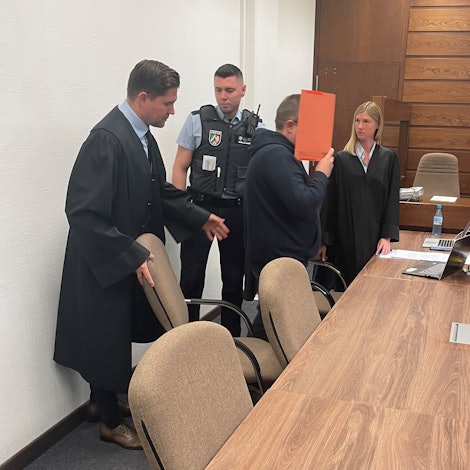 Prozess Babysitter Köln