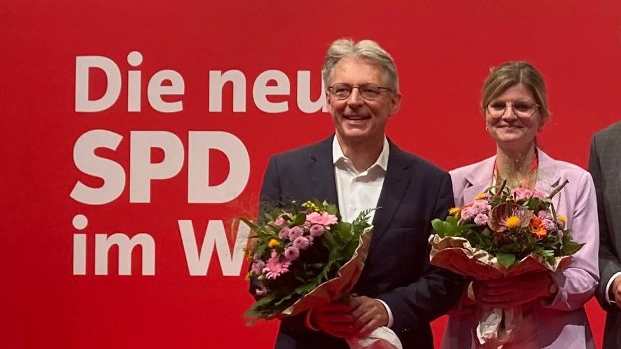 Achim Post und Sarah Philipp sind mit großer Mehrheit zu den neuen SPD-Vorsitzenden NRWs gewählt worden