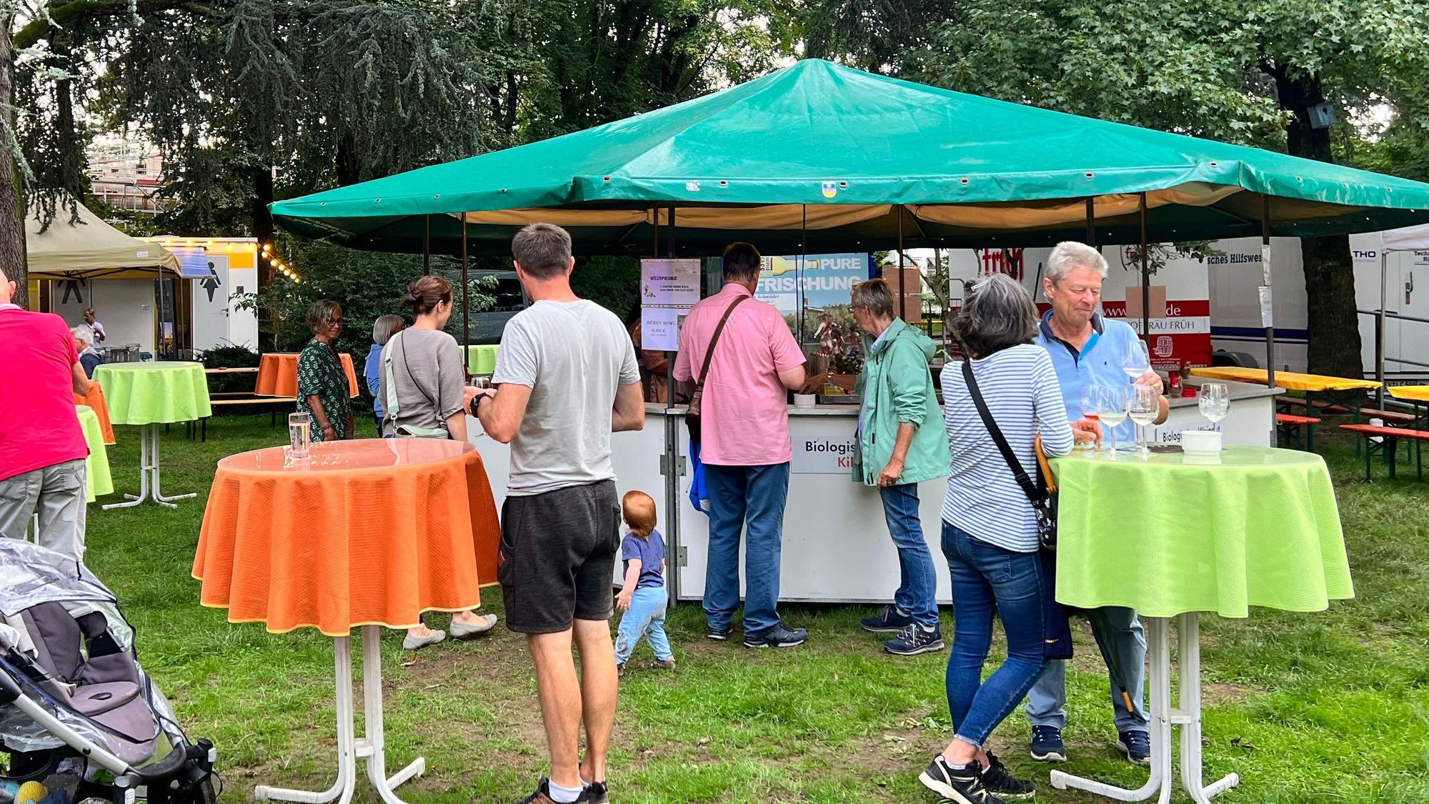 Gut besucht trotz wechselhaftem Wetter: das Winzerfest in Leichlingen