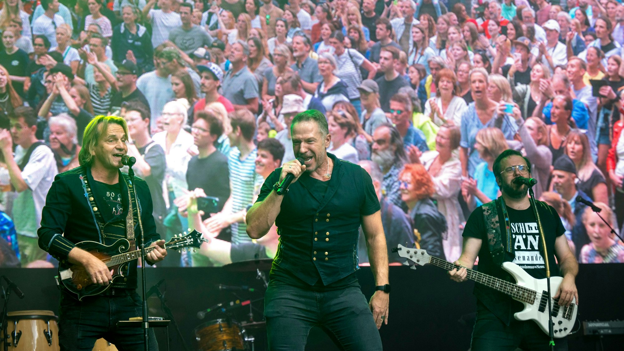 Die Höhner bei einem Konzert im Rahmen des Gamescom City-Festivals mit dem Motto Arsch huh fürs Klima!