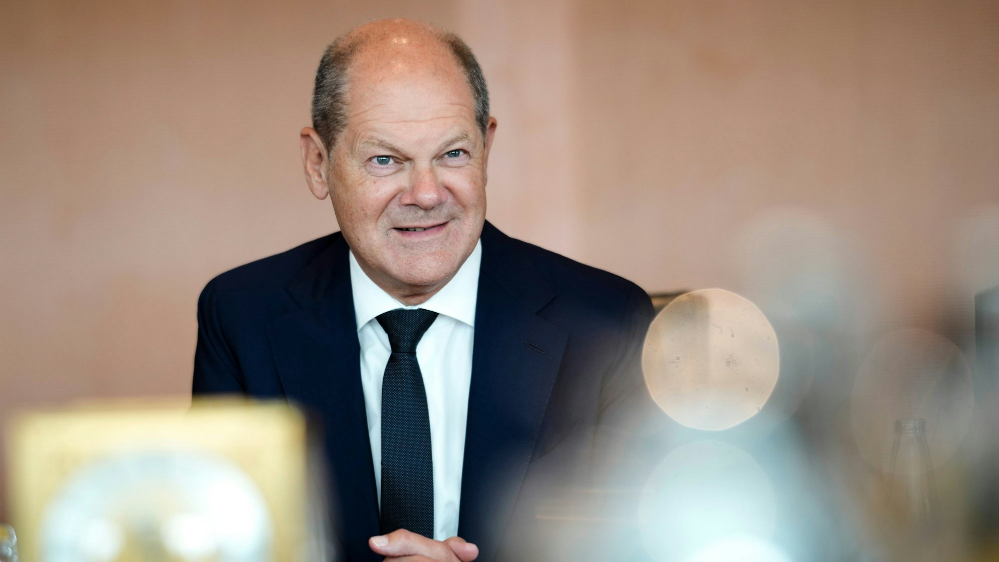 Bundeskanzler Olaf Scholz stimmt bei der Strompreisbremse bislang nicht mit den Vorstellungen der SPD überein.