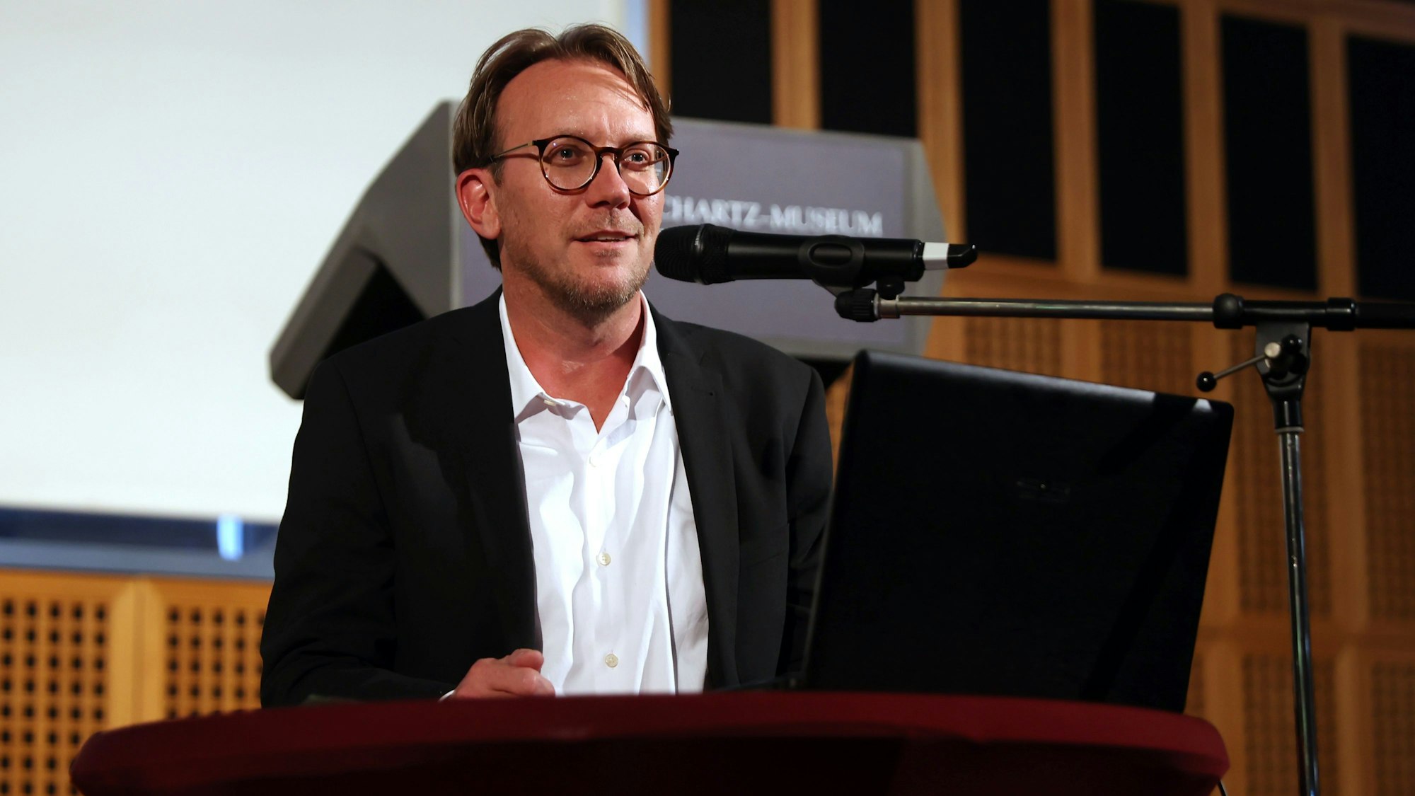Tobias Goevert ist Abteilungsleiter im Amt für Landesplanung und Stadtentwicklung der Stadt Hamburg.