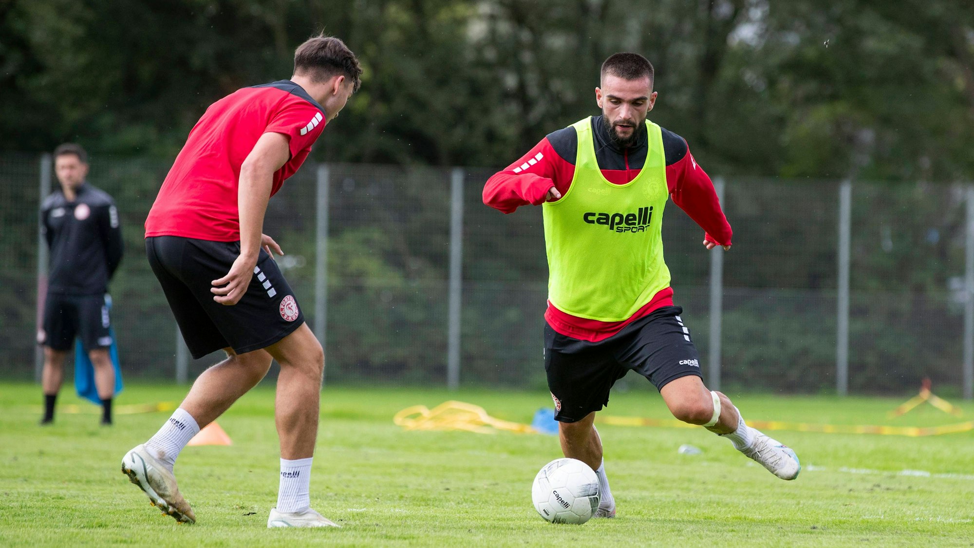 1. Trainingseinheit Anthony Modeste bei Fortuna Koeln, 09.08.2023 Leon Demaj Fortuna Koeln, 9, 1. Trainingseinheit von Anthony Modeste bei Fortuna Koeln, am 09.08.2023, Trainingsplatz am Suedstadion, Koeln *** 1 training session Anthony Modeste at Fortuna Koeln, 09 08 2023 Leon Demaj Fortuna Koeln, 9 , 1 training session of Anthony Modeste at Fortuna Koeln, at 09 08 2023, training ground at Suedstadion, Koeln Copyright: xBEAUTIFULxSPORTS/Meuselx