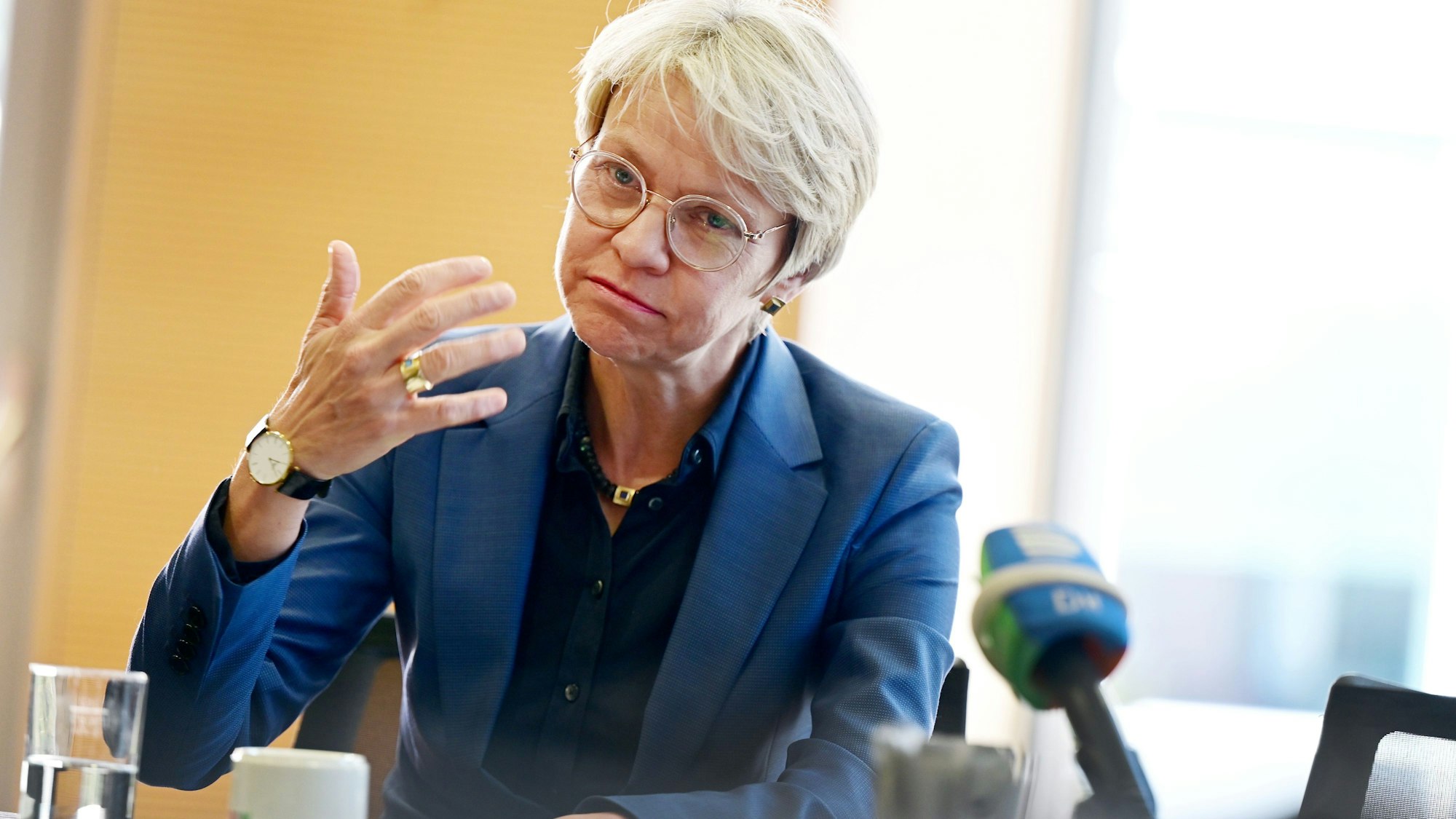 NRW-Schulministerin Dorothee Feller (CDU)