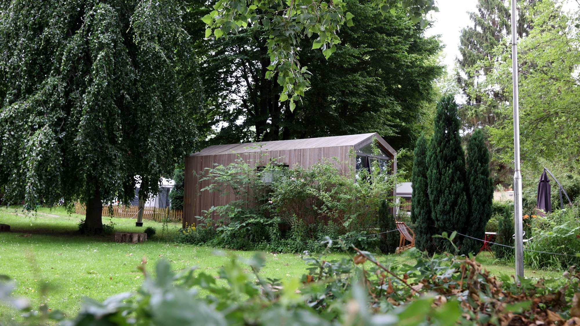 Tiny House auf dem Gelände vom Campingplatz Wiesenhaus in Porz Westhoven