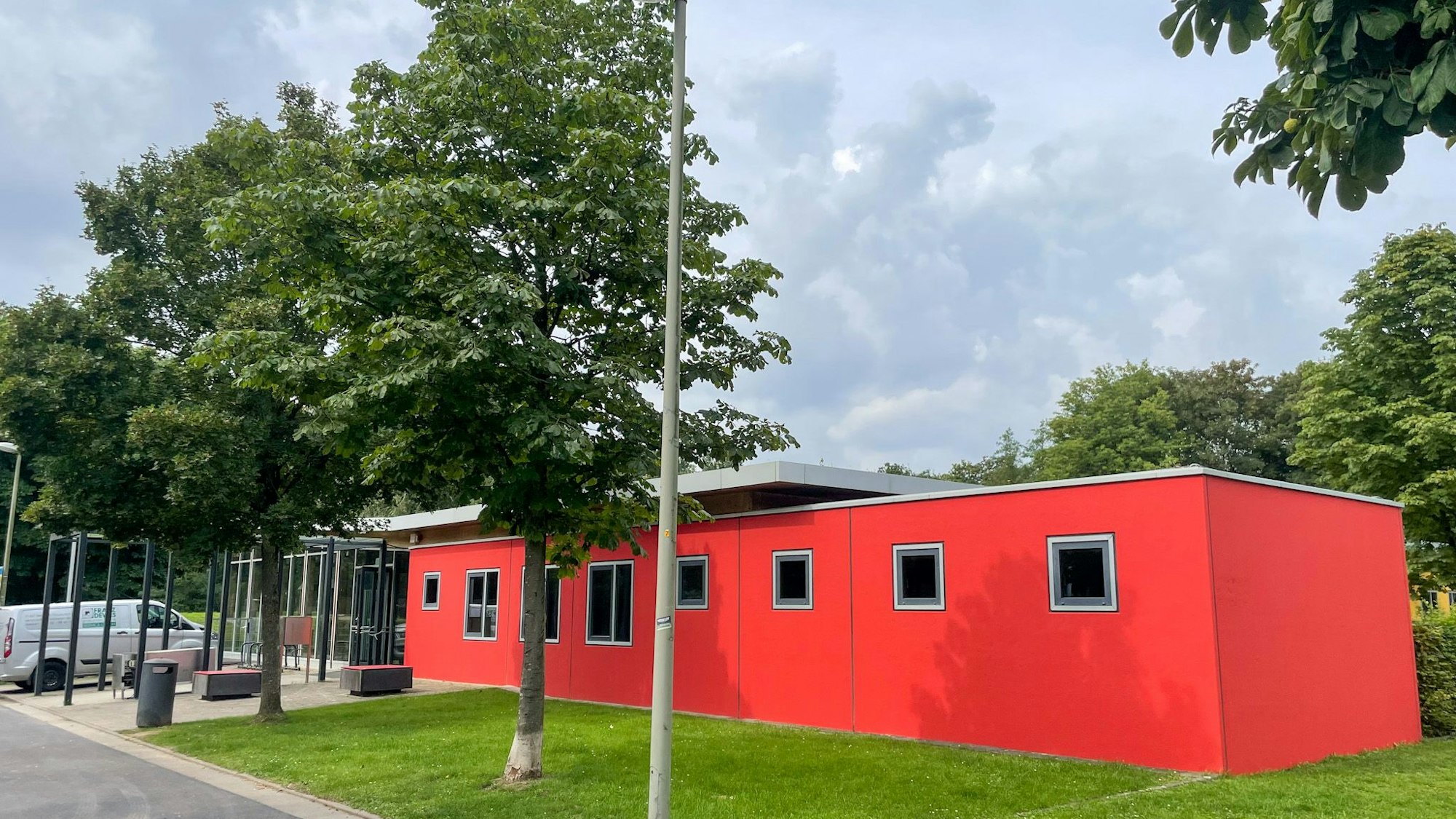 Das Jugendzentrum an der Oskar-Erbslöh-Straße. (Archivbild)