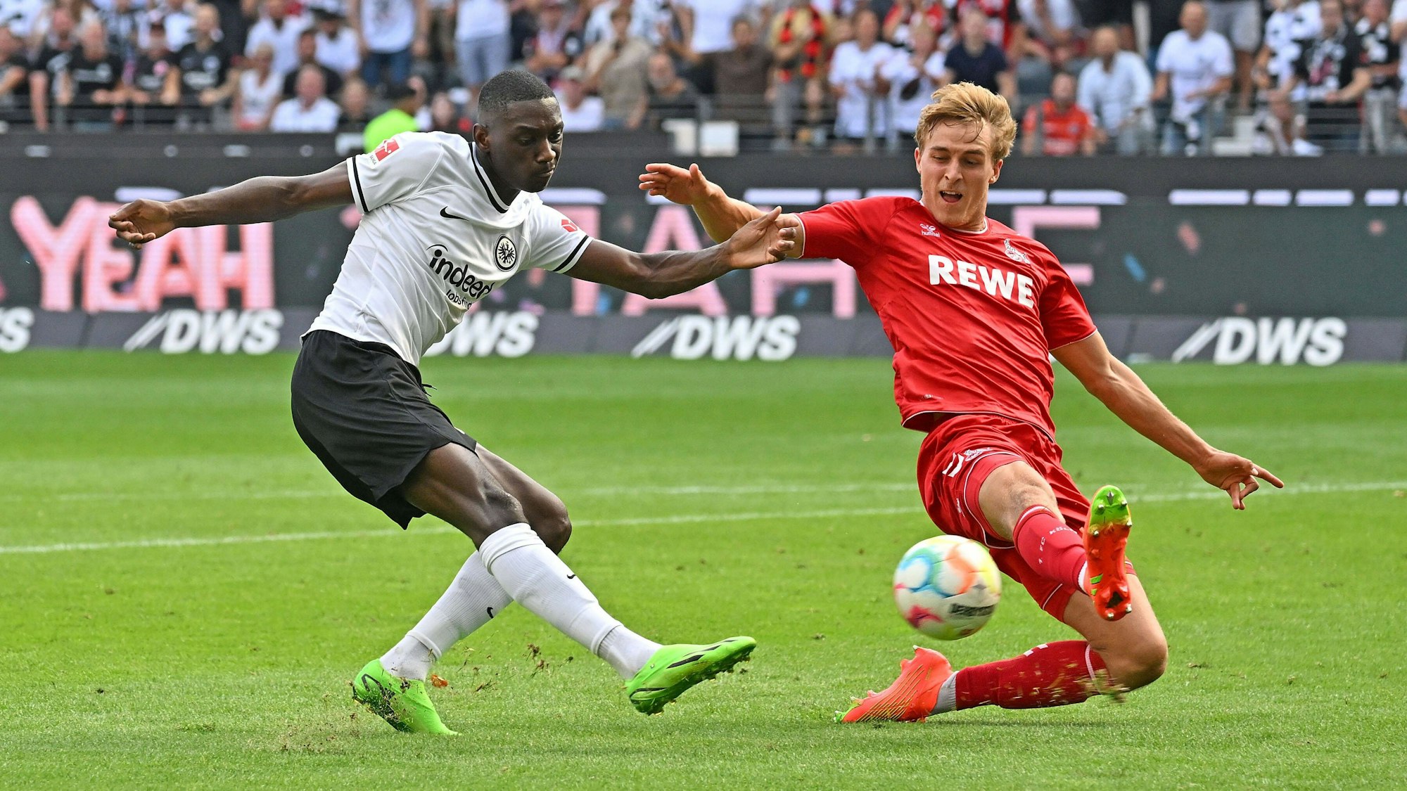Timo Hübers zeigte vor einem Jahr ein starkes Spiel gegen Frankfurts Kolo Muani.