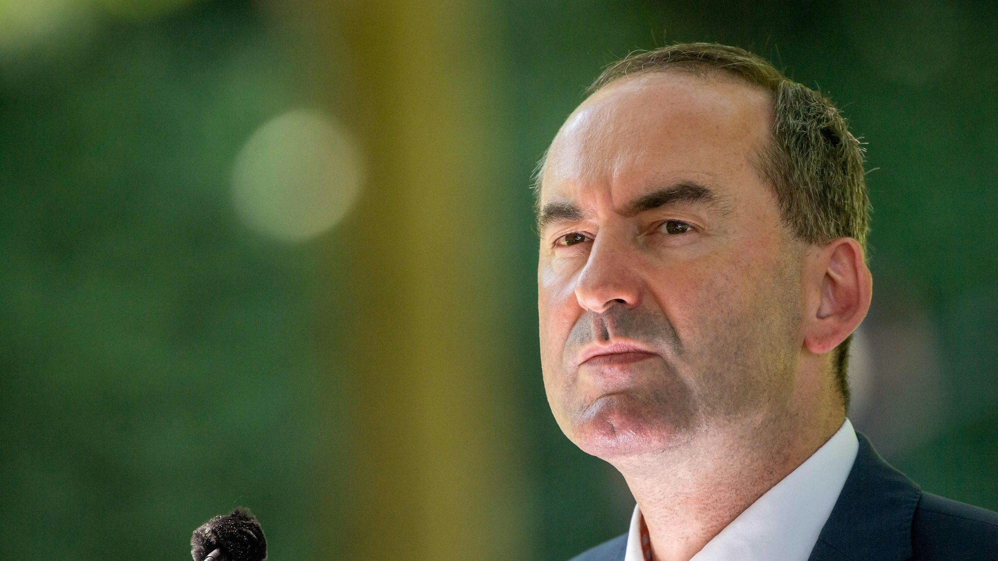 Hubert Aiwanger war in die Kritik geraten, nachdem ein Flugblatt mit antisemitischem Inhalt in Verbindung mit ihm öffentlich gemacht wurde.