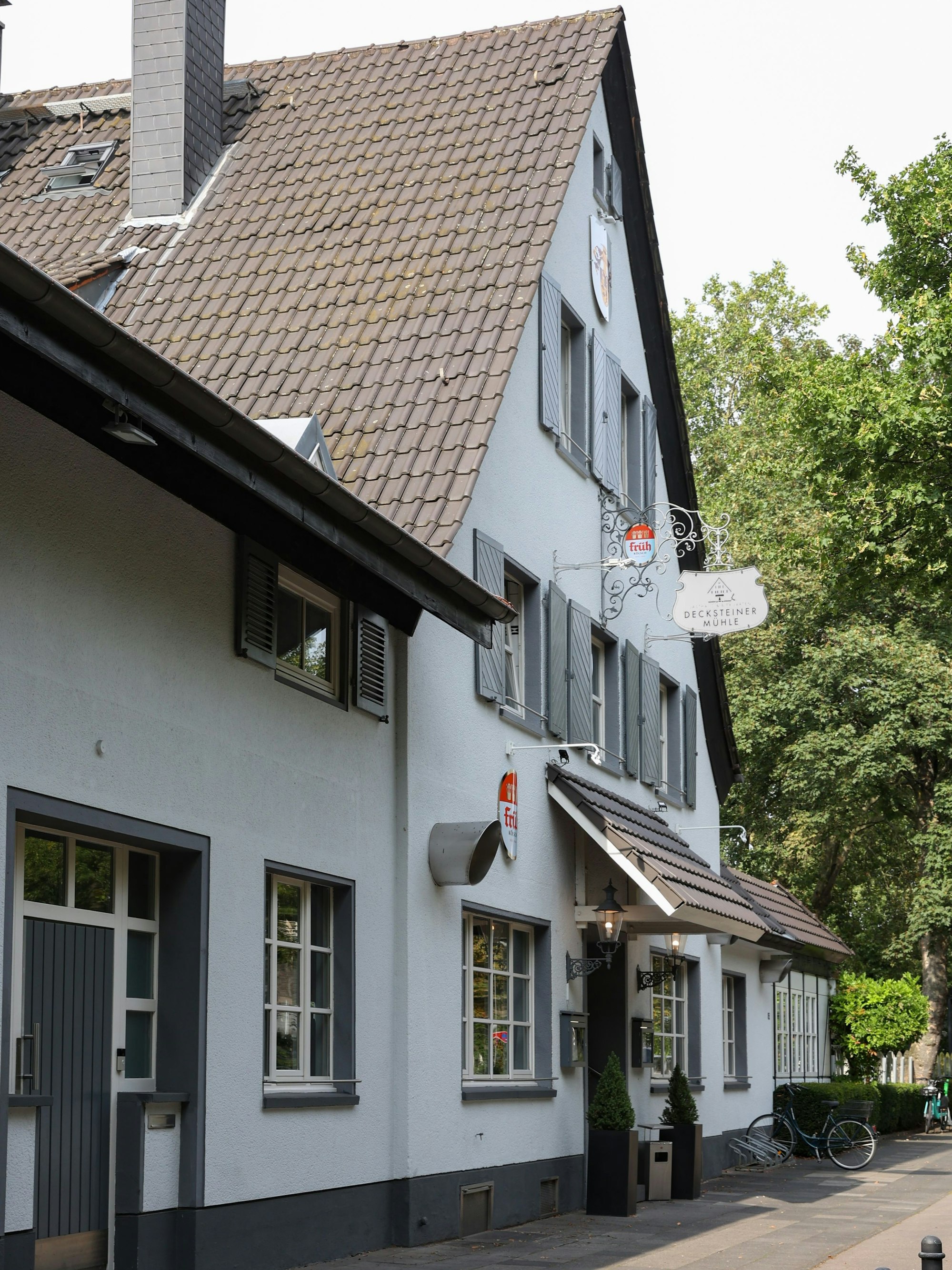 Decksteiner Mühle von außen