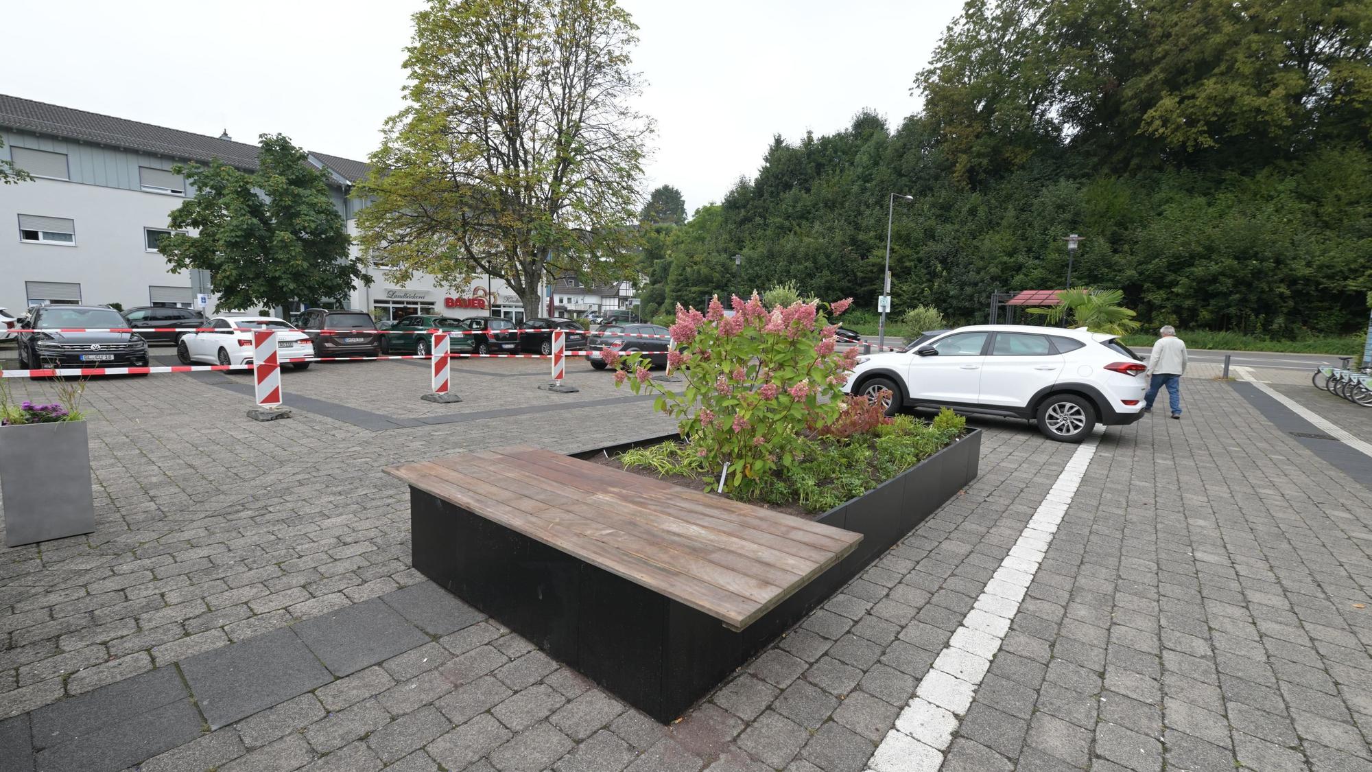 Das Foto zeigt den Karlheinz-Stockhausen-Platz in Kürten
