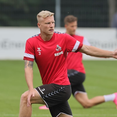 Kristian Pedersen trainiert beim 1. FC Köln.
