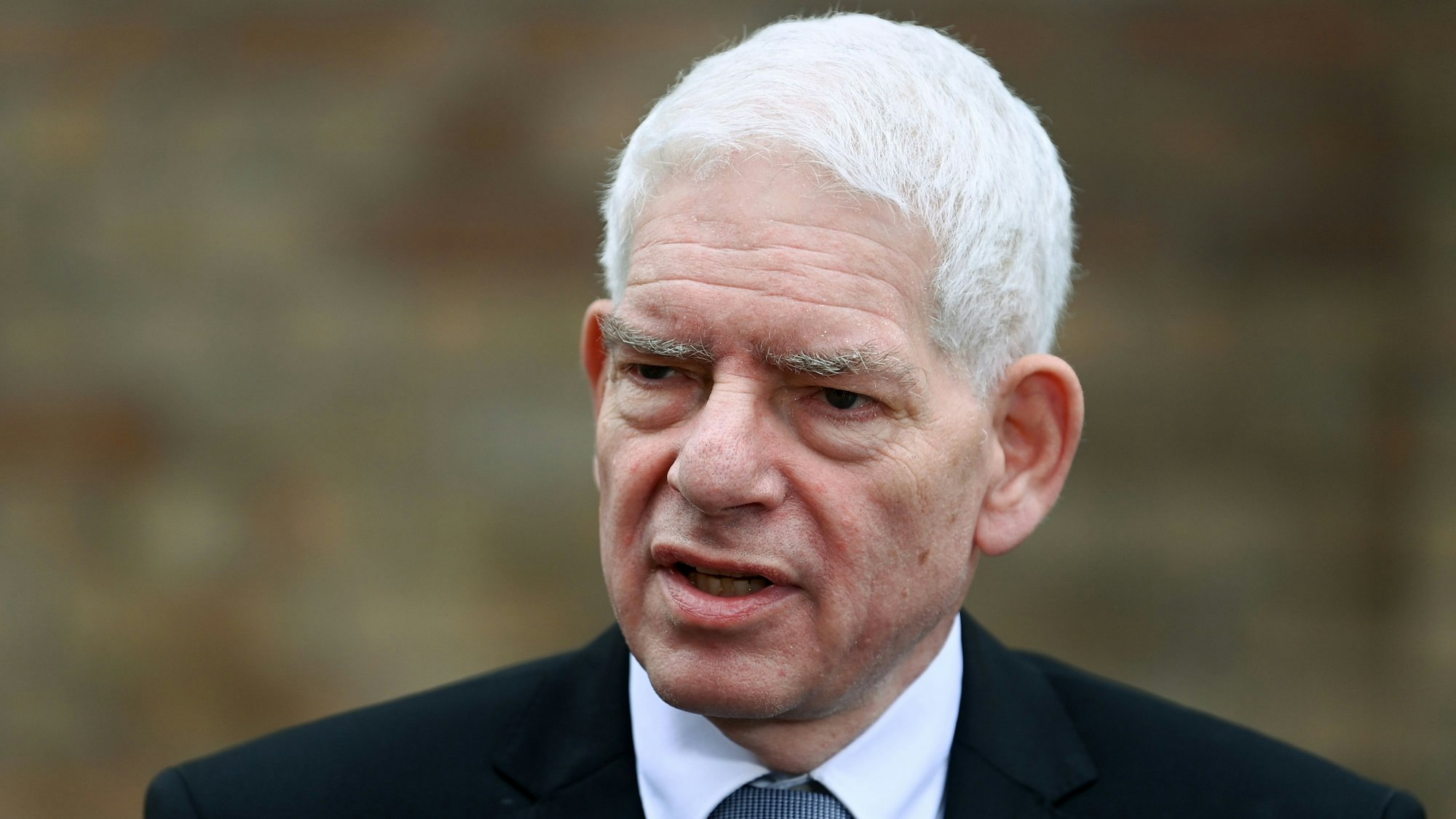 Das Bild zeigt den Präsidenten des Zentralrats der Juden in Deutschland, Josef Schuster. Die Juden in Deutschland begehen von Donnerstag an ihr Lichterfest Channuka unter Corona-Bedingungen. Schuster hält das für den richtigen Weg.