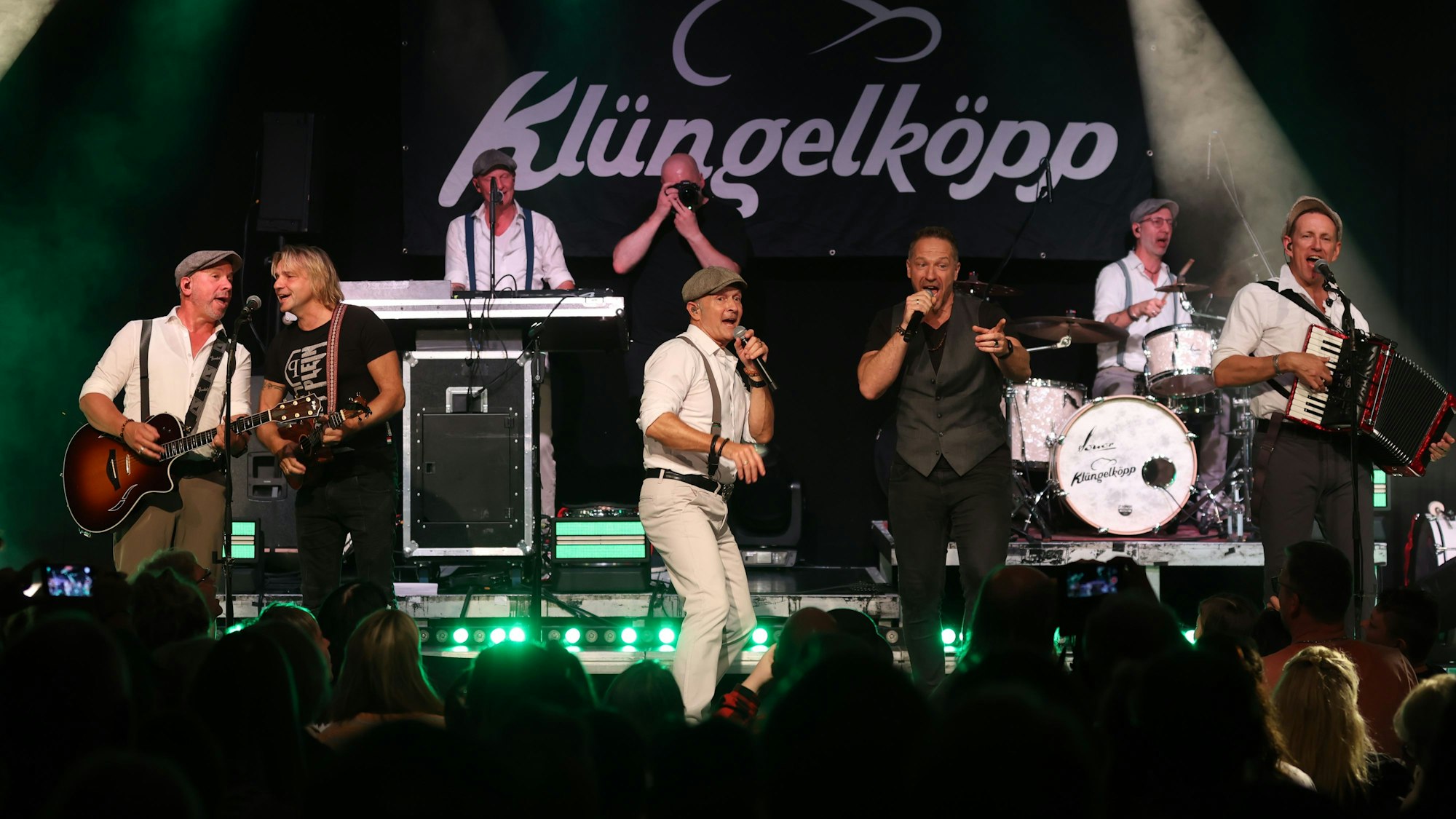 01.09.2023
Köln:
Klüngelköpp-Konzert im Gloria mit Höhnern
Foto: Martina Goyert