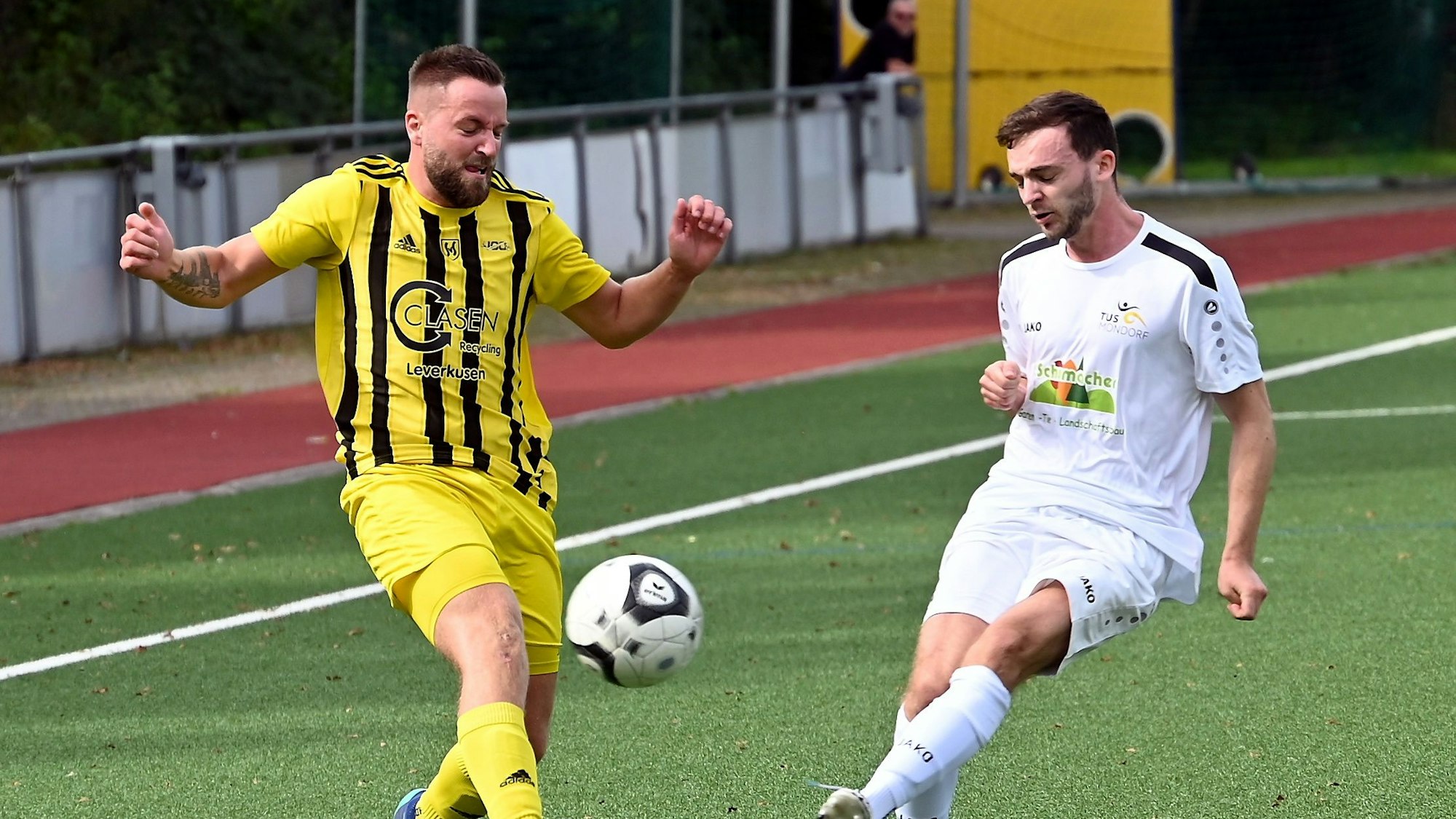 03.09.2023, Fussball-SV Schlebusch-Tus Mondorf
links: Sebastian Bamberg (Schlebusch)
Foto: Uli Herhaus