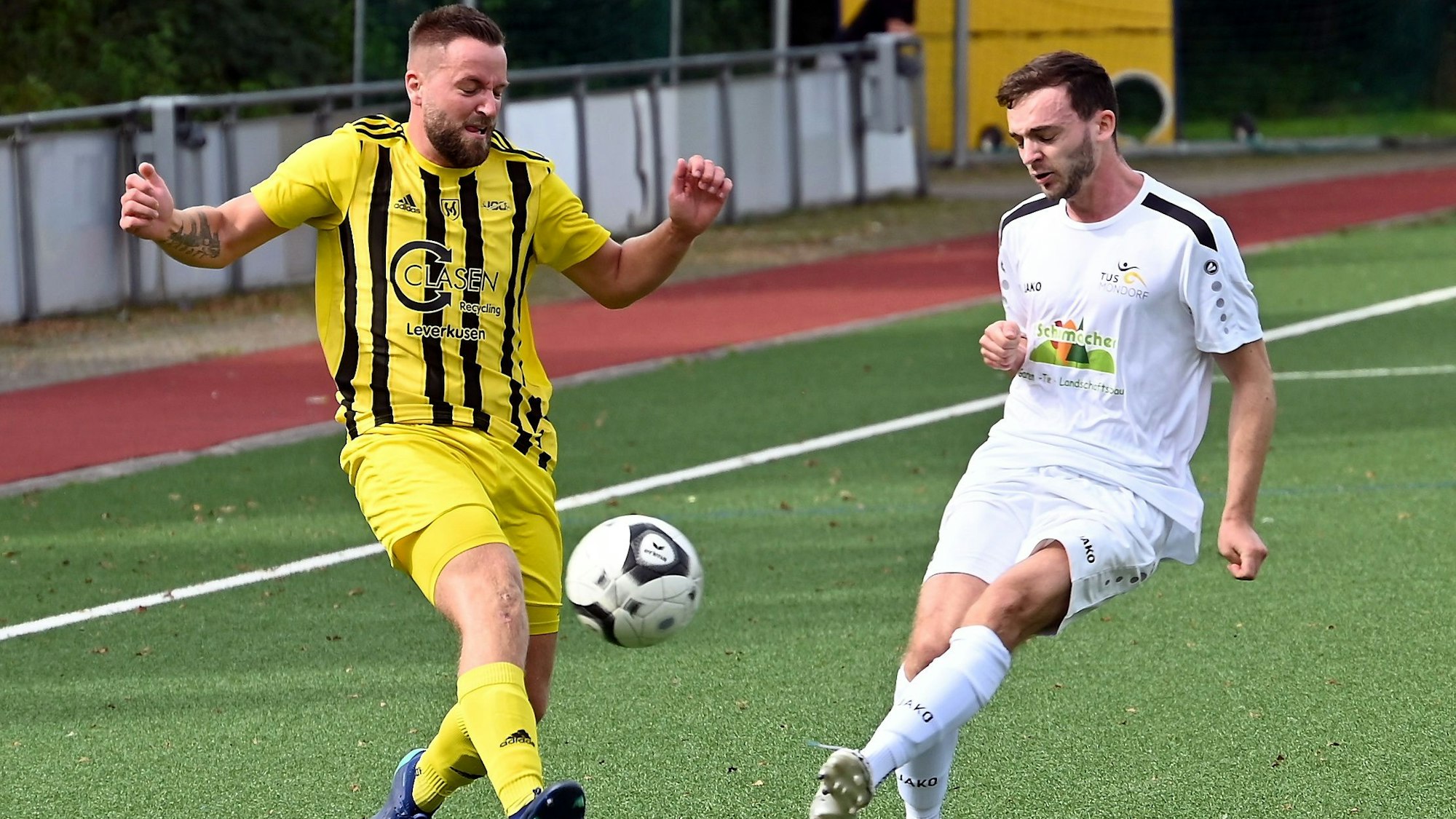 03.09.2023, Fussball-SV Schlebusch-Tus Mondorf
links: Sebastian Bamberg (Schlebusch)
Foto: Uli Herhaus
